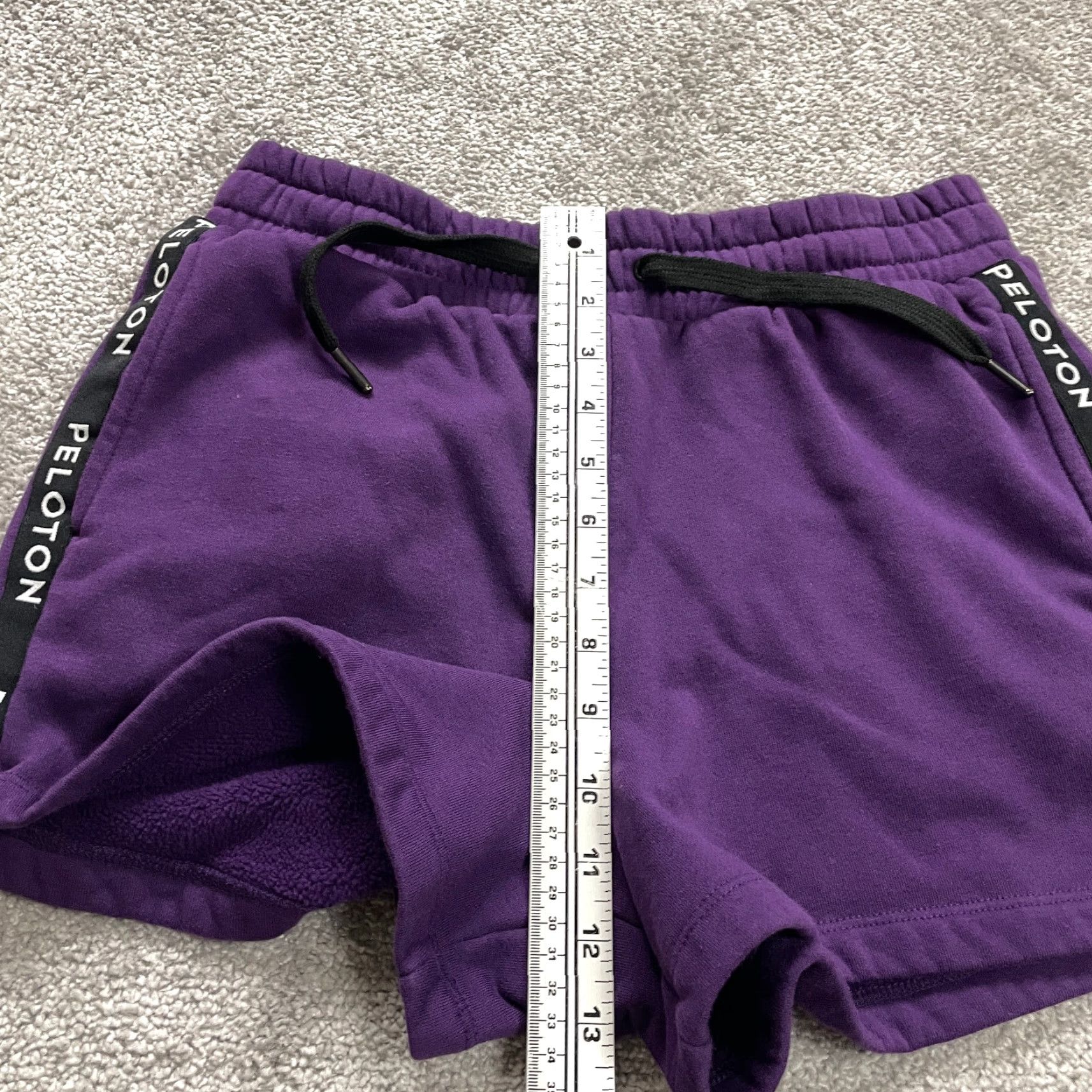 Vintage VINTAGE Peloton Women's Sweat Shorts Small Purple Casual Activewear Cotton 3" Inseam Size 28" / US 6 / IT 42 - 7 Thumbnail