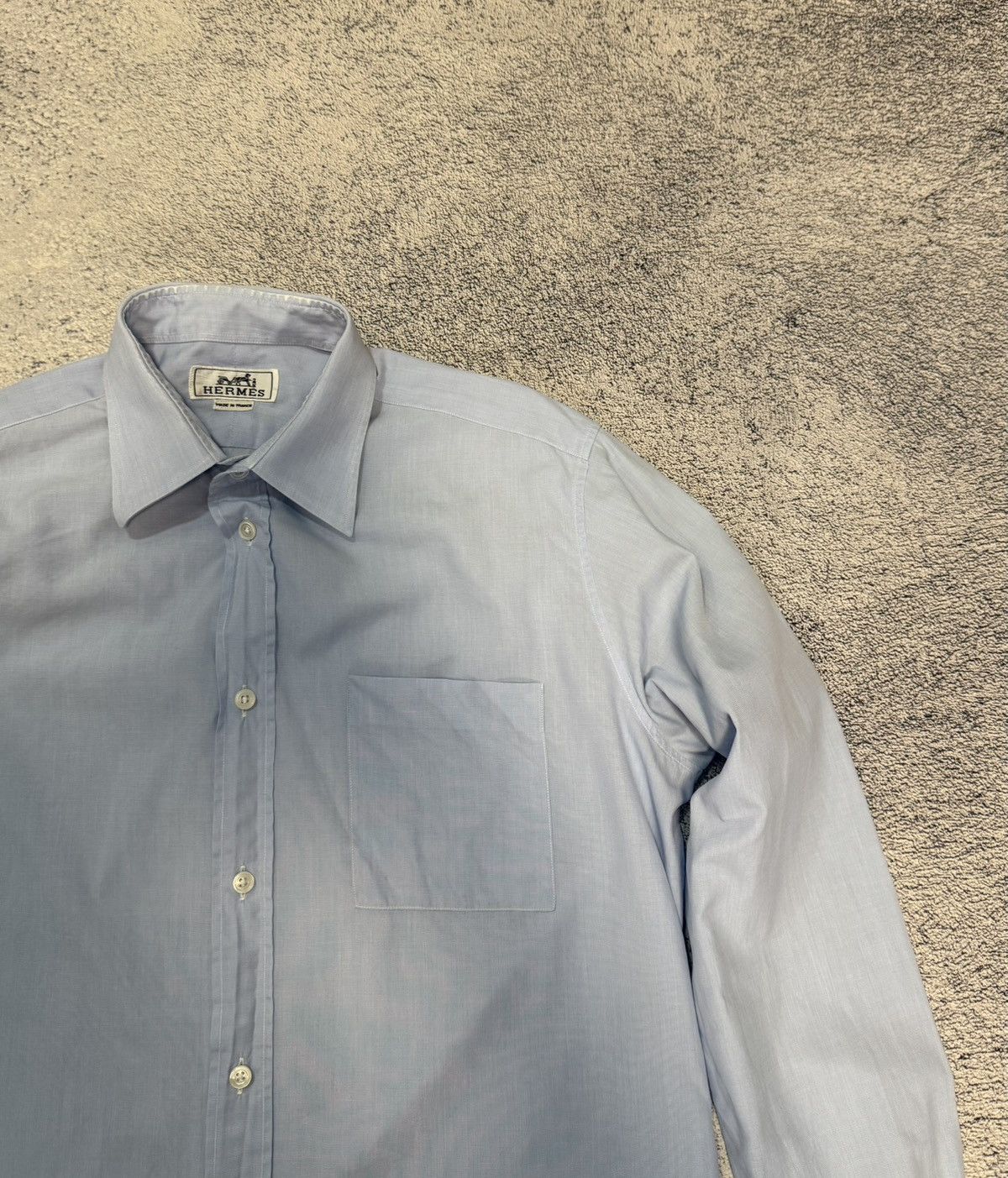 Hermes Hermes Men Shirt Long Sleeve 15 (1/2) 39 Button Front France Size US S / EU 44-46 / 1 - 9 Thumbnail