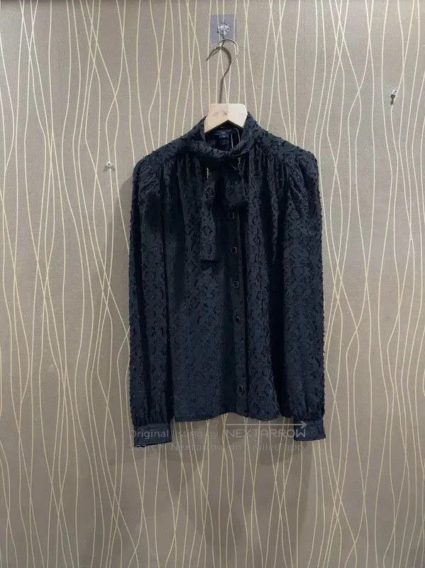 Louis Vuitton Louis Vuitton Black Silk Women's Shirt Size S . Size S / US 4 / IT 40 - 2 Thumbnail