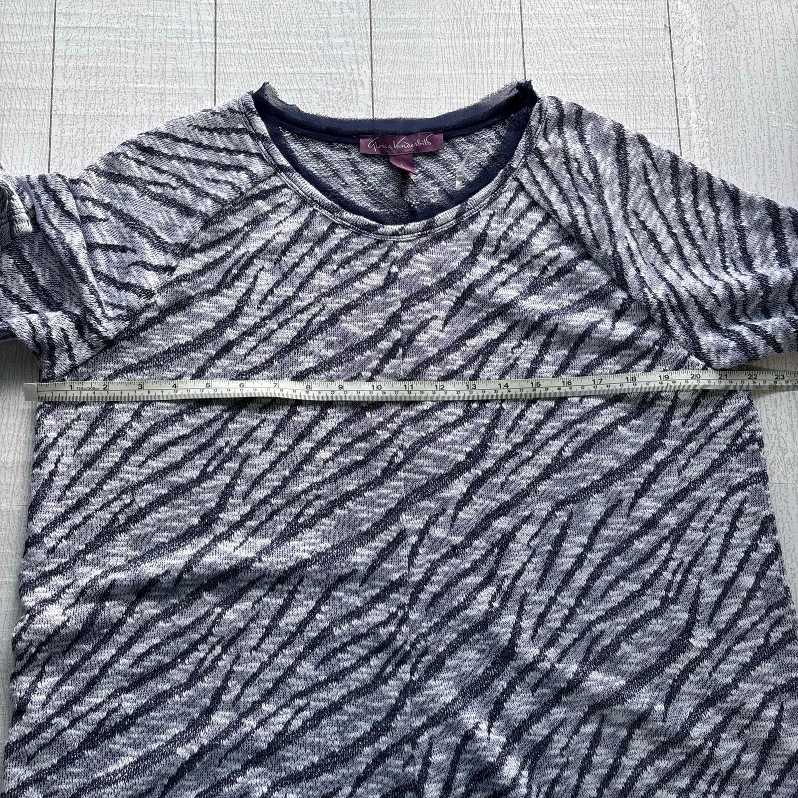 Gloria Vanderbilt Gloria Vanderbilt Navy Blue Gray & White Knit Sweater Size L Size L / US 10 / IT 46 - 7 Thumbnail