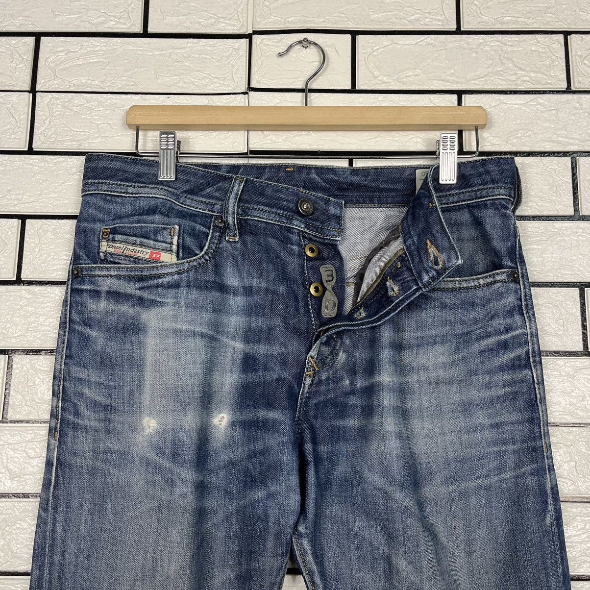 Diesel Vintage Diesel Distressed Denim Jeans Size US 32 / EU 48 - 16 Thumbnail