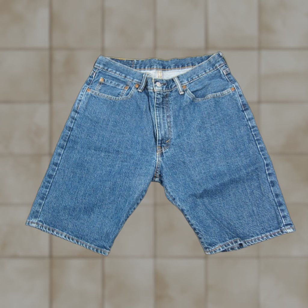 Levi's VINTAGE Levi's 505 Shorts Mens 33 Blue Denim 90s Jeans Jorts Casual Workwear Size US 33 - 1 Thumbnail