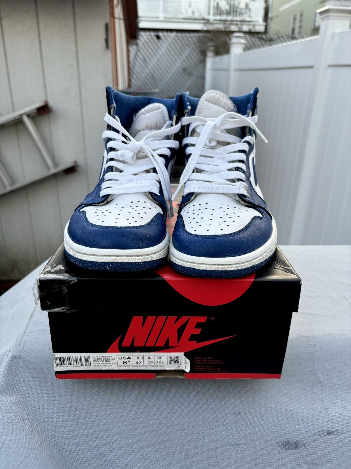 Jordan Brand × Nike Jordan 1 Retro High OG Size US 8.5 / EU 41-42 - 7 Thumbnail