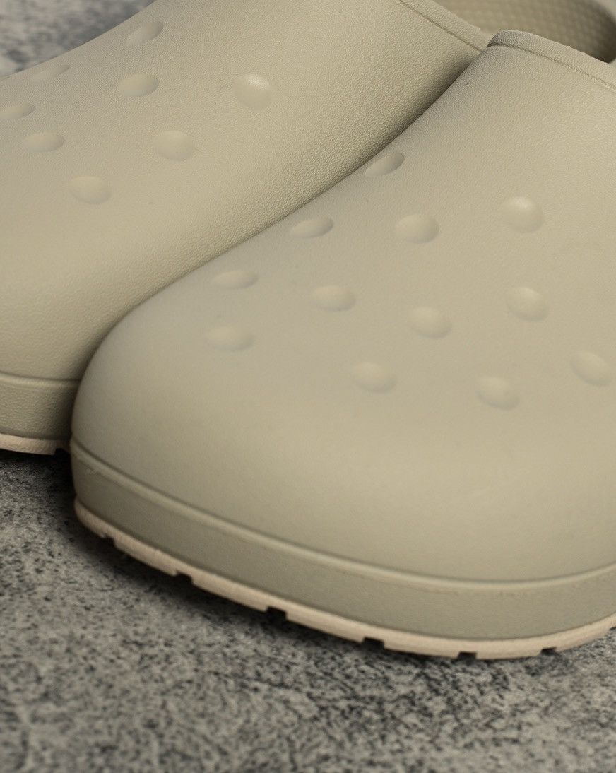 Crocs CROCS QUIET CLOG BARK Size US 11 / EU 44 - 5 Thumbnail