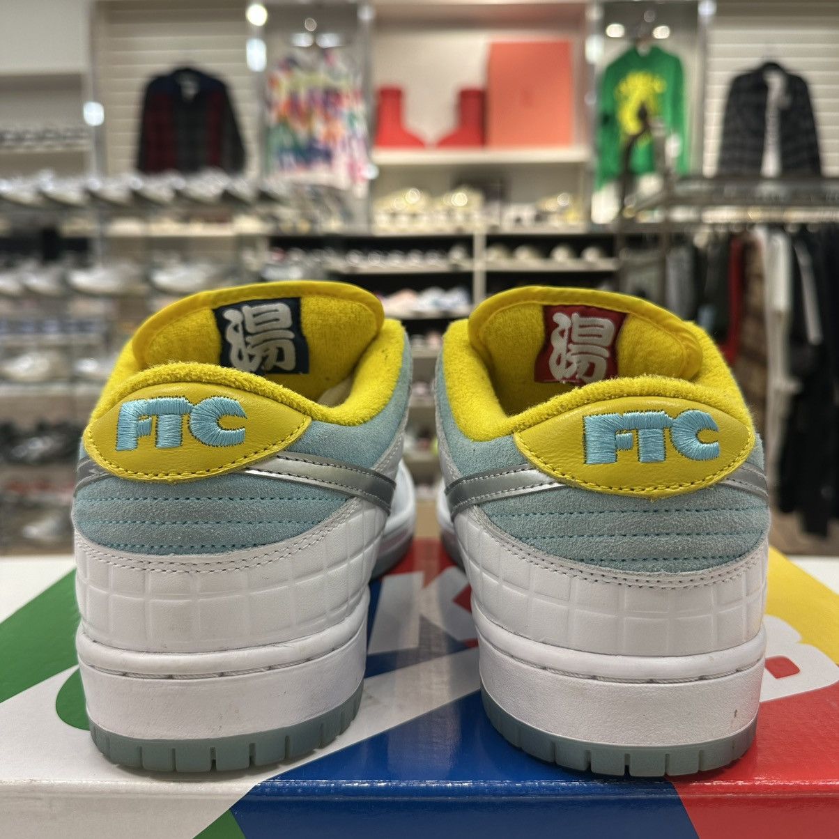 Nike Size 10.5 - Nike FTC x Dunk SB Low Lagoon Pulse DH7687-400 Size US 10.5 / EU 43-44 - 4 Thumbnail