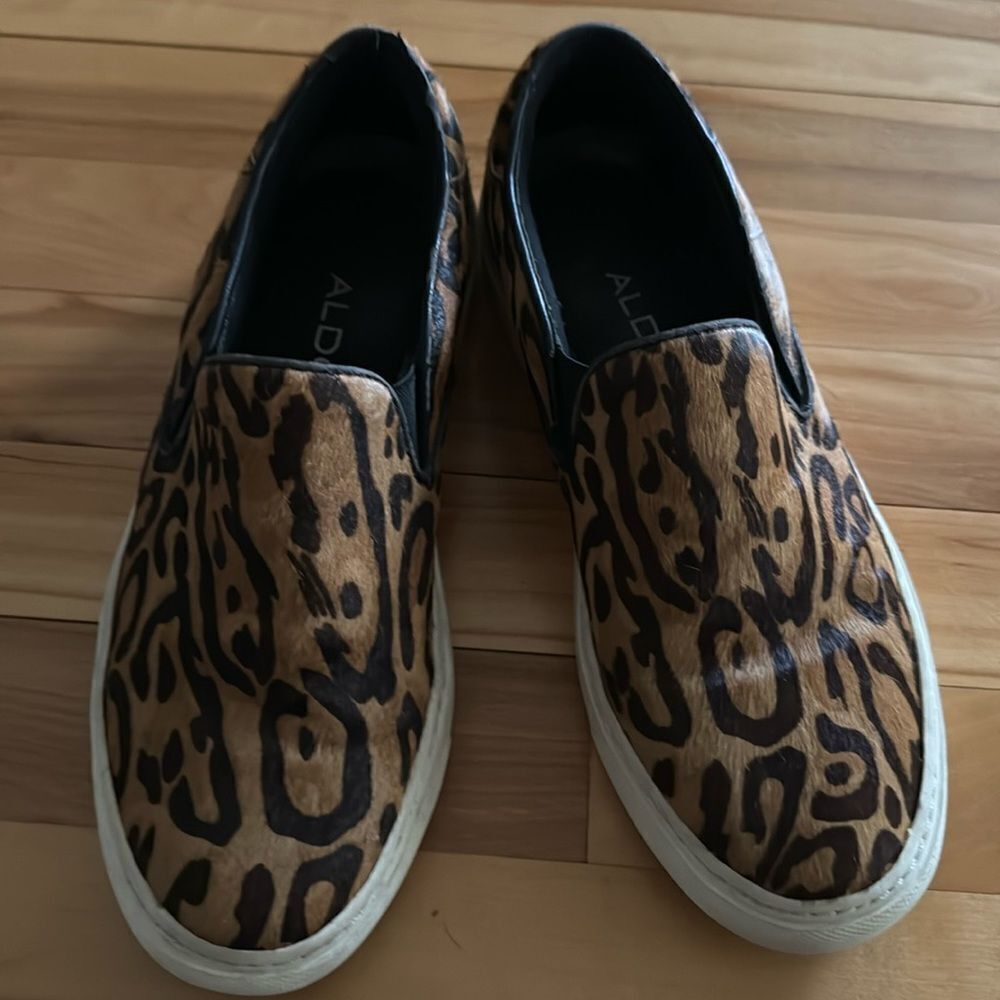 Aldo Aldo calf hair leopard print slip on sneakers. White bumper Size US 8.5 / IT 38.5 - 1 Thumbnail