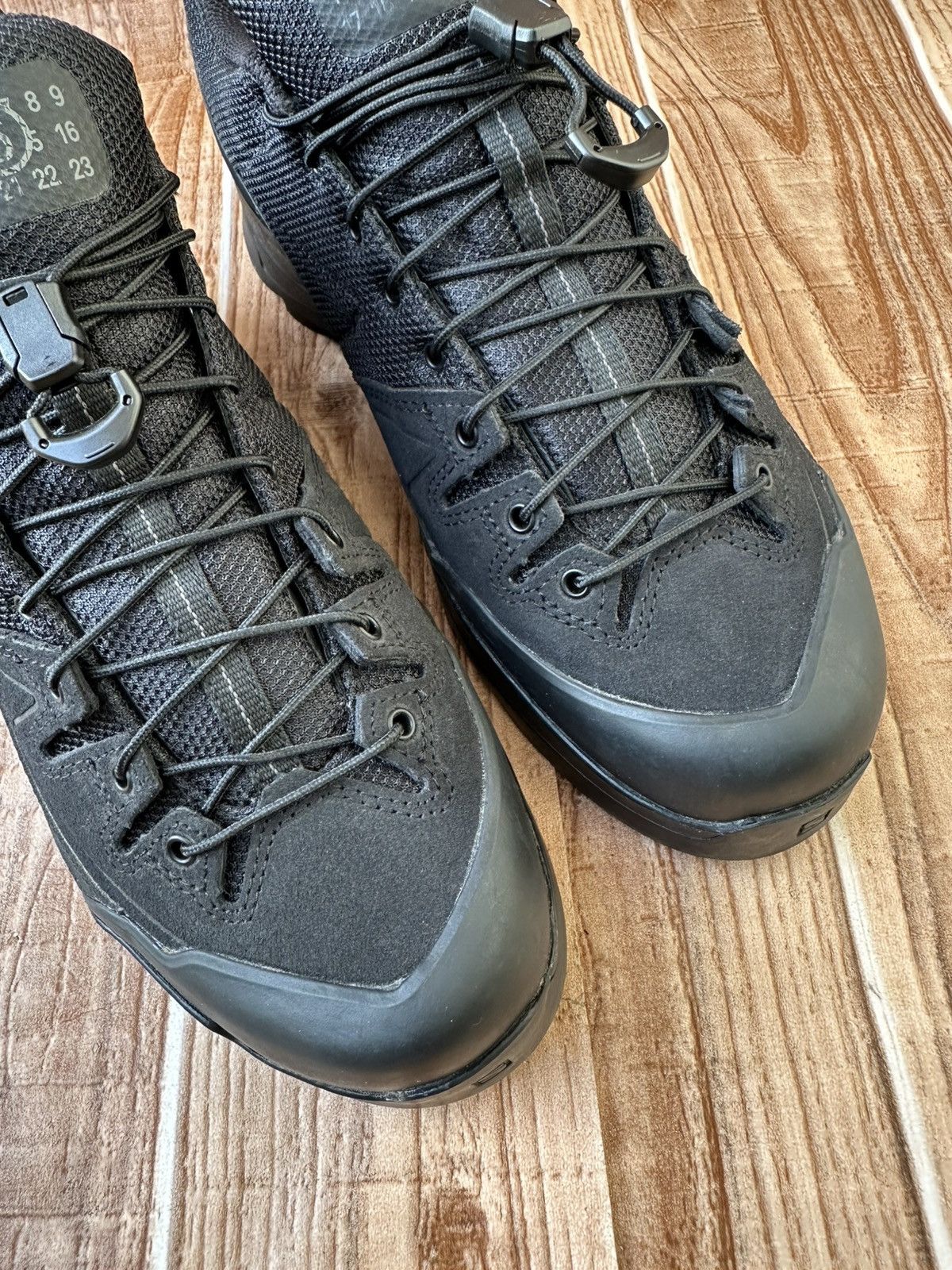 Maison Margiela × Salomon Maison Margiela x Salomon X-ALP Black Size US 9.5 / EU 42-43 - 12 Thumbnail