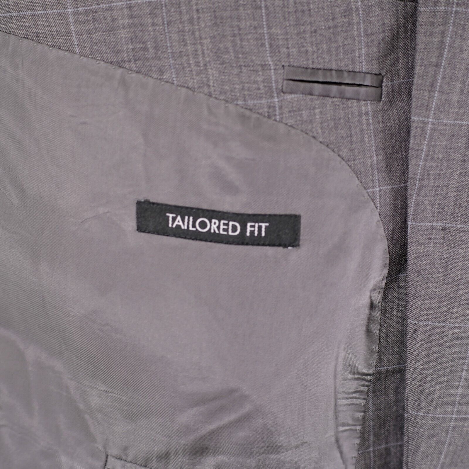 Jos. A. Bank Jos A Bank Signature Tailored Fit Wool 2 Button 2 Piece Suit Size 44R - 12 Thumbnail