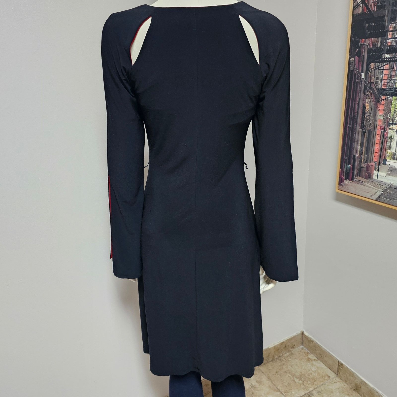 Laundry by Shelli Segal Laundry Black Dress Cut-Outs Split Sleeve sz4 - no belt Size S / US 4 / IT 40 - 1 Thumbnail