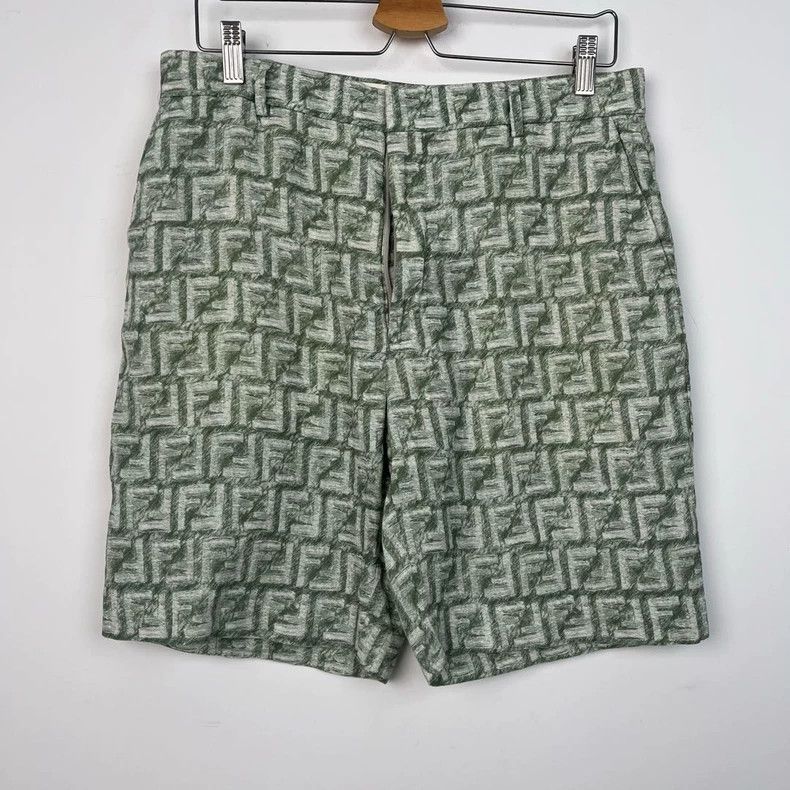 Fendi FENDI Logo All-over Print Slim Straight Shorts - dmc Size US 36 / EU 52 - 1 Thumbnail
