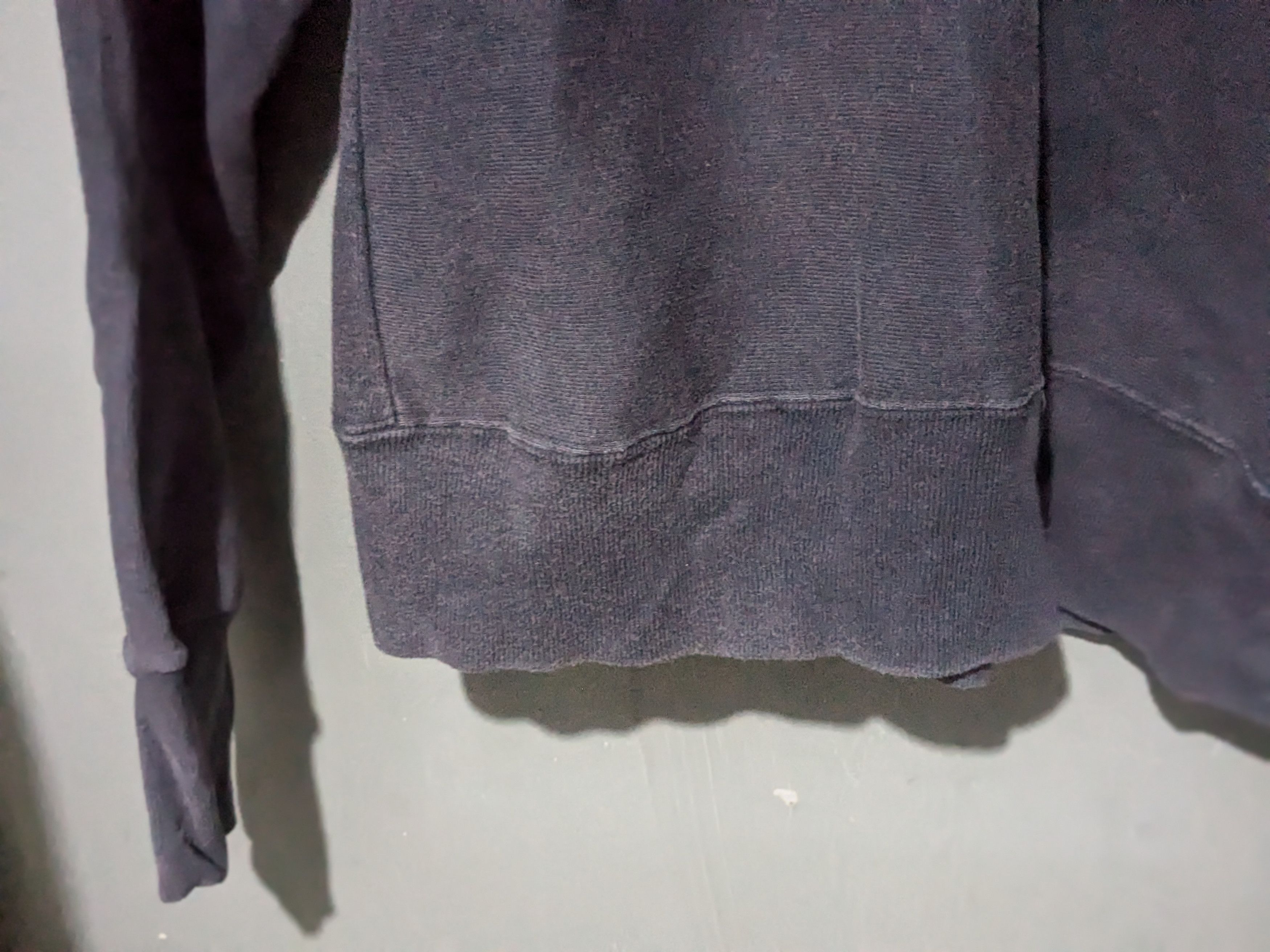 DKNY dkny hoodie pullover black size large made in USA vintage Size US L / EU 52-54 / 3 - 4 Thumbnail