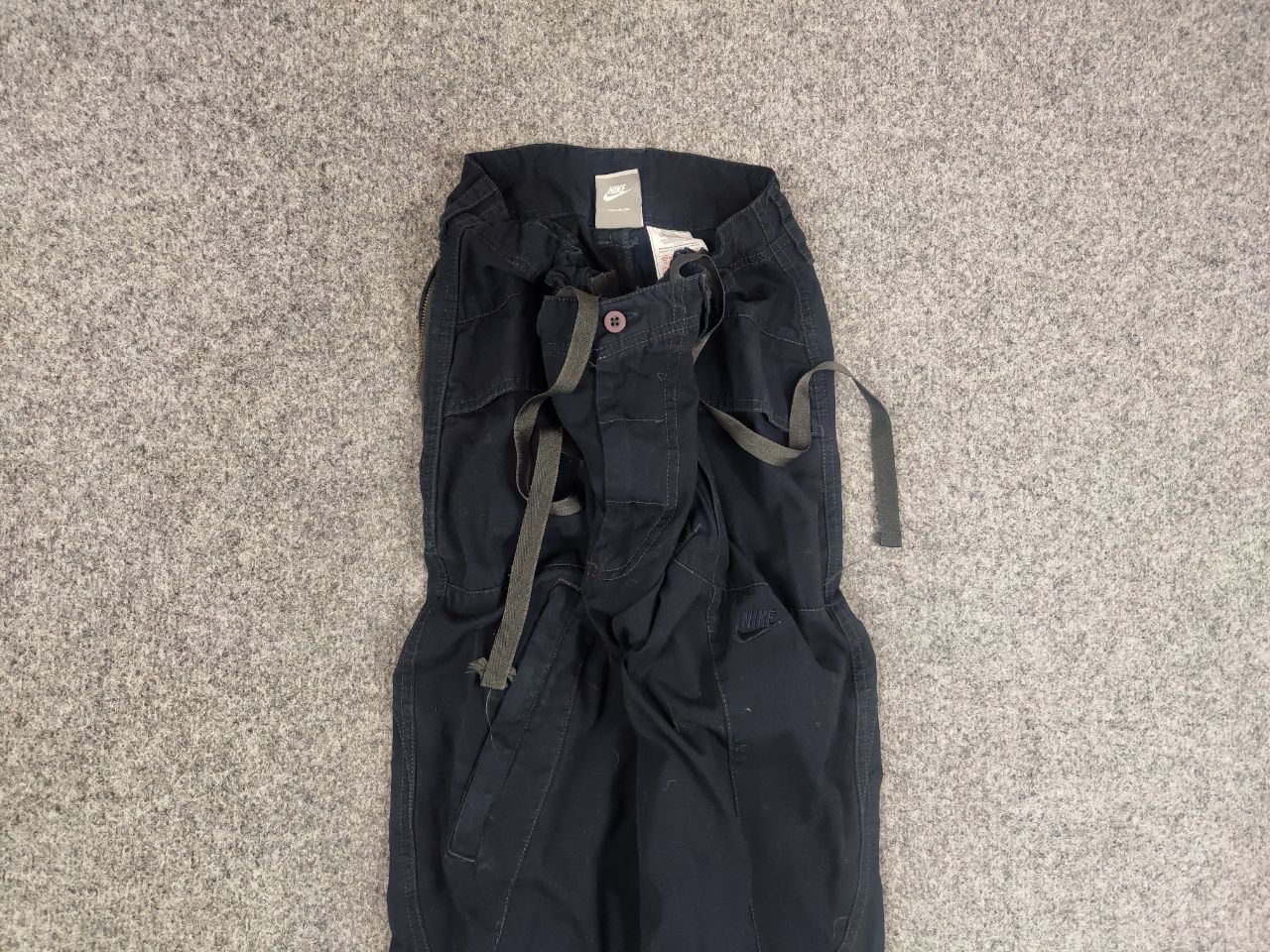 Nike Vtg Nike Baggy Cargo Zip Logo drawstrings Pants Y2K Style Size US 34 / EU 50 - 4 Thumbnail