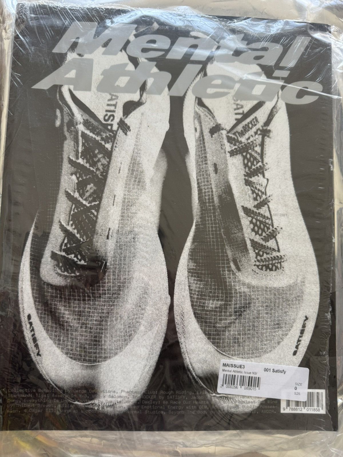 Satisfy Satisfy Running Mental Athletic Issue 3 - Coffee Table Book Size ONE SIZE - 2 Thumbnail