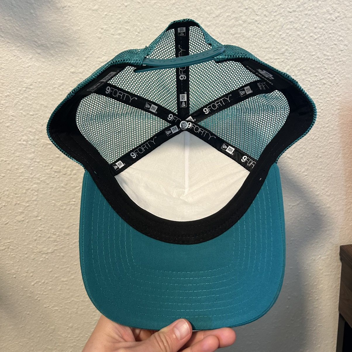 Eric Emanuel × New Era 2021 Eric Emanuel New Era Trucker Hat Size ONE SIZE - 4 Thumbnail