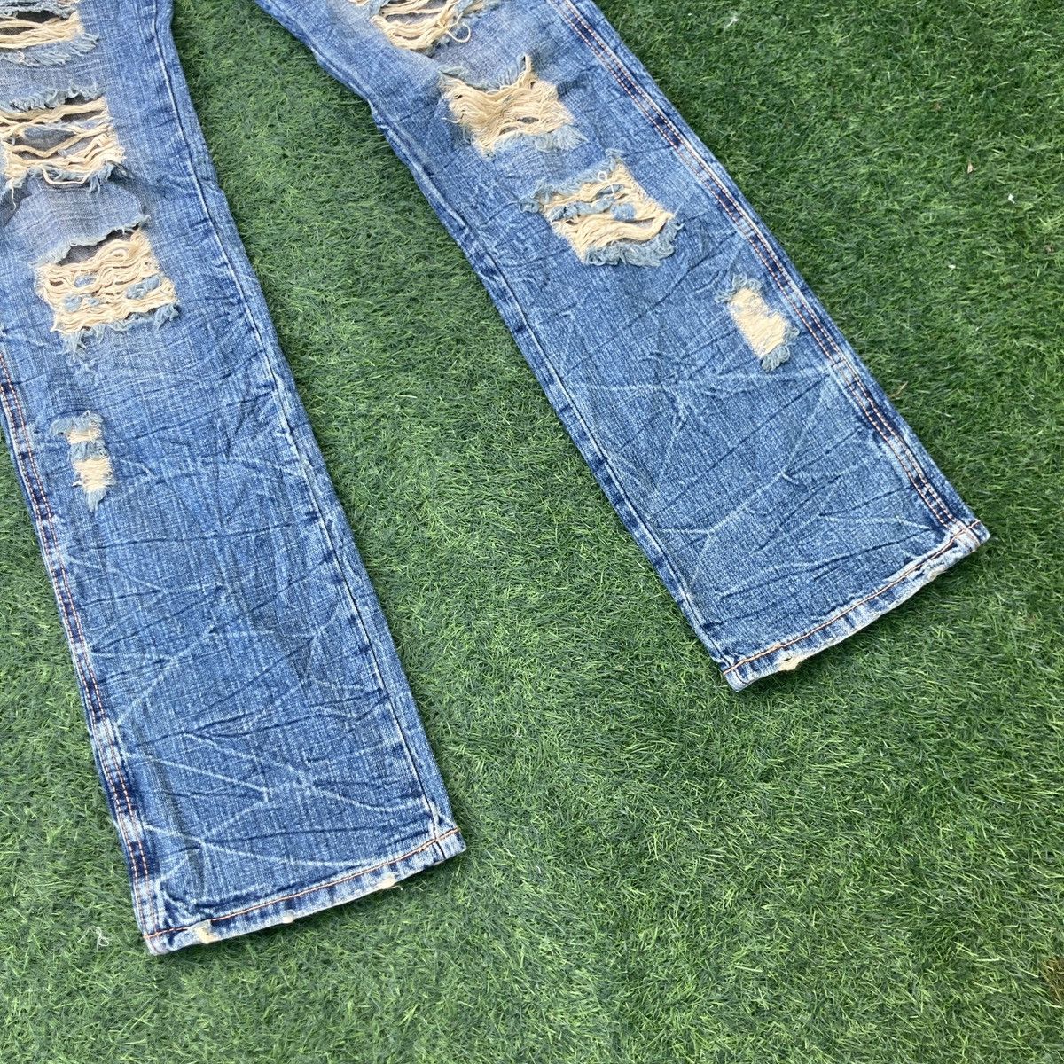 Beauty Beast AFRICA TARO RIPPED JEANS Size 32" / US 10 / IT 46 - 5 Thumbnail