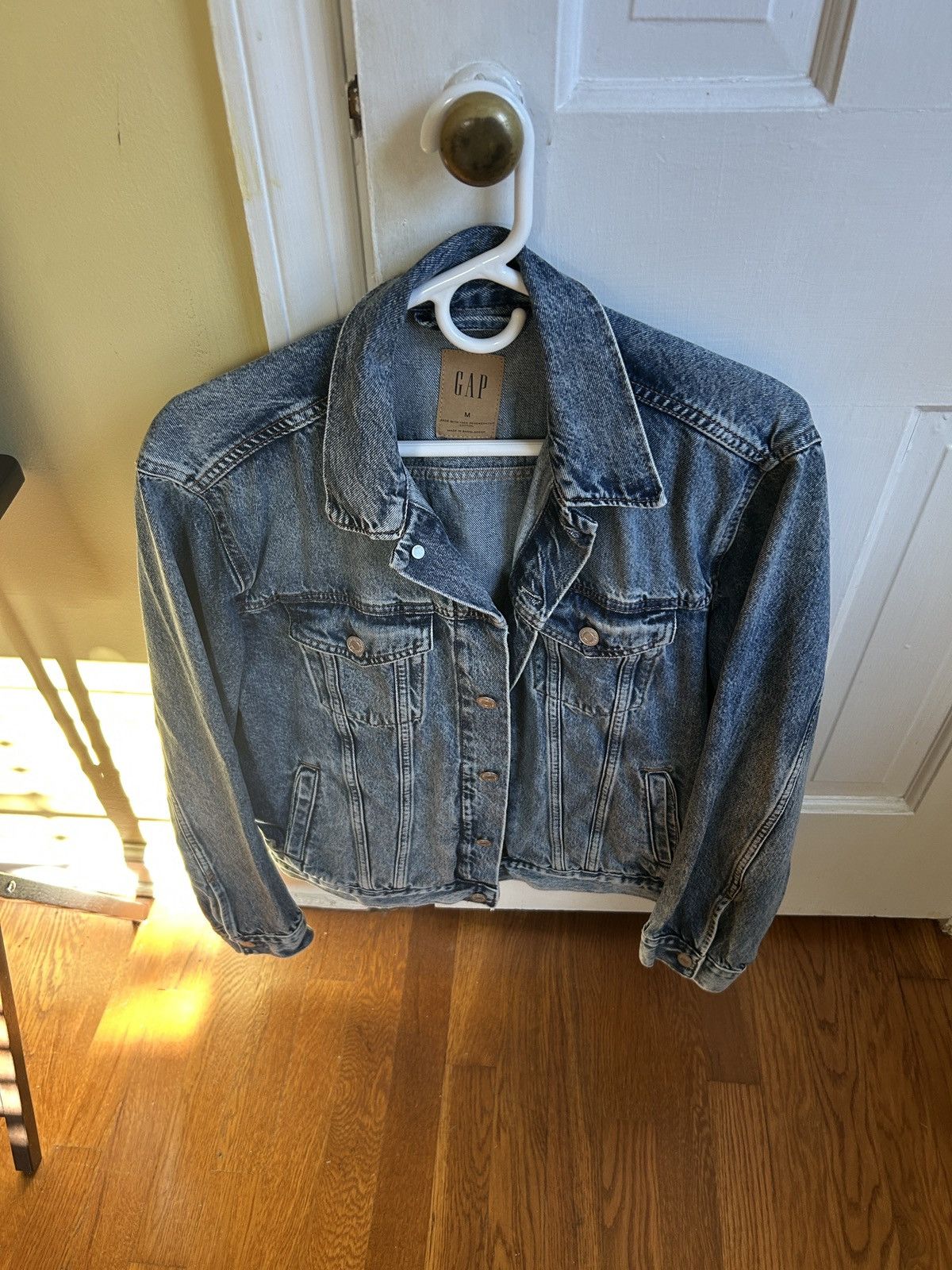 Gap Denim jacket medium wash Size US M / EU 48-50 / 2 - 1 Thumbnail