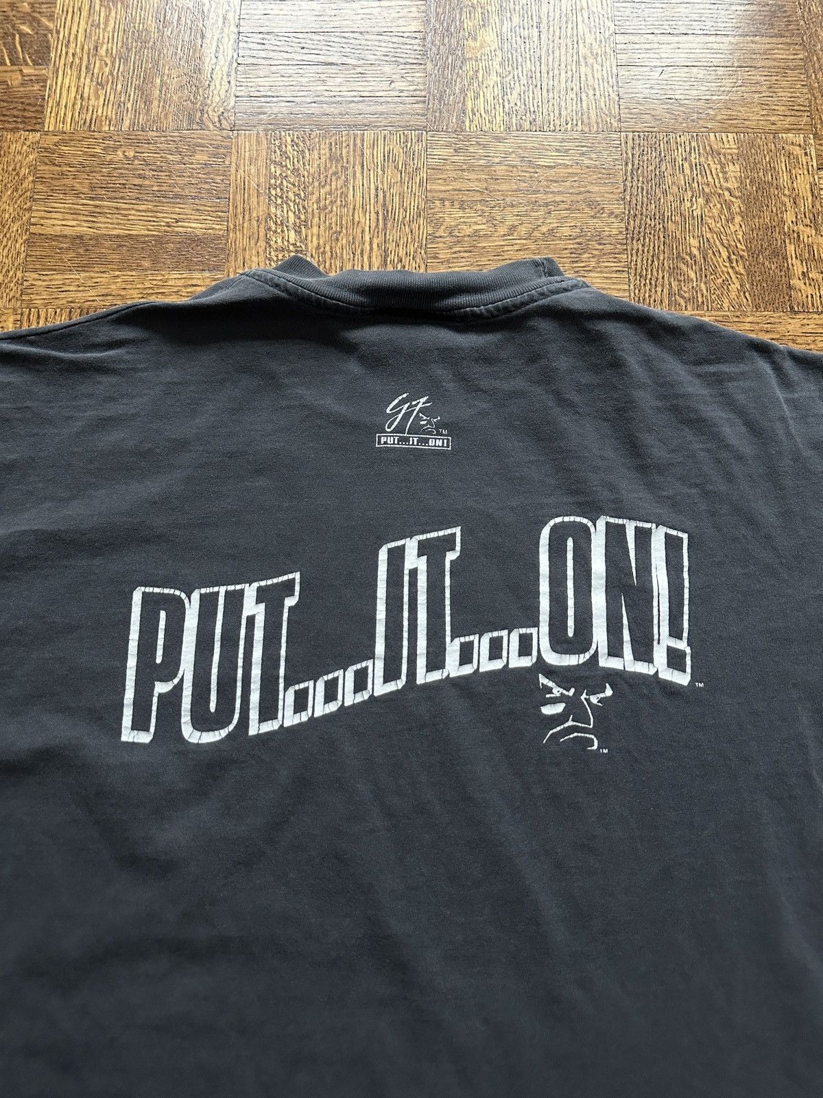 Vintage Vintage 90s Game Face Put it On Faded Graphic Tee Size US XL / EU 56 / 4 - 8 Thumbnail