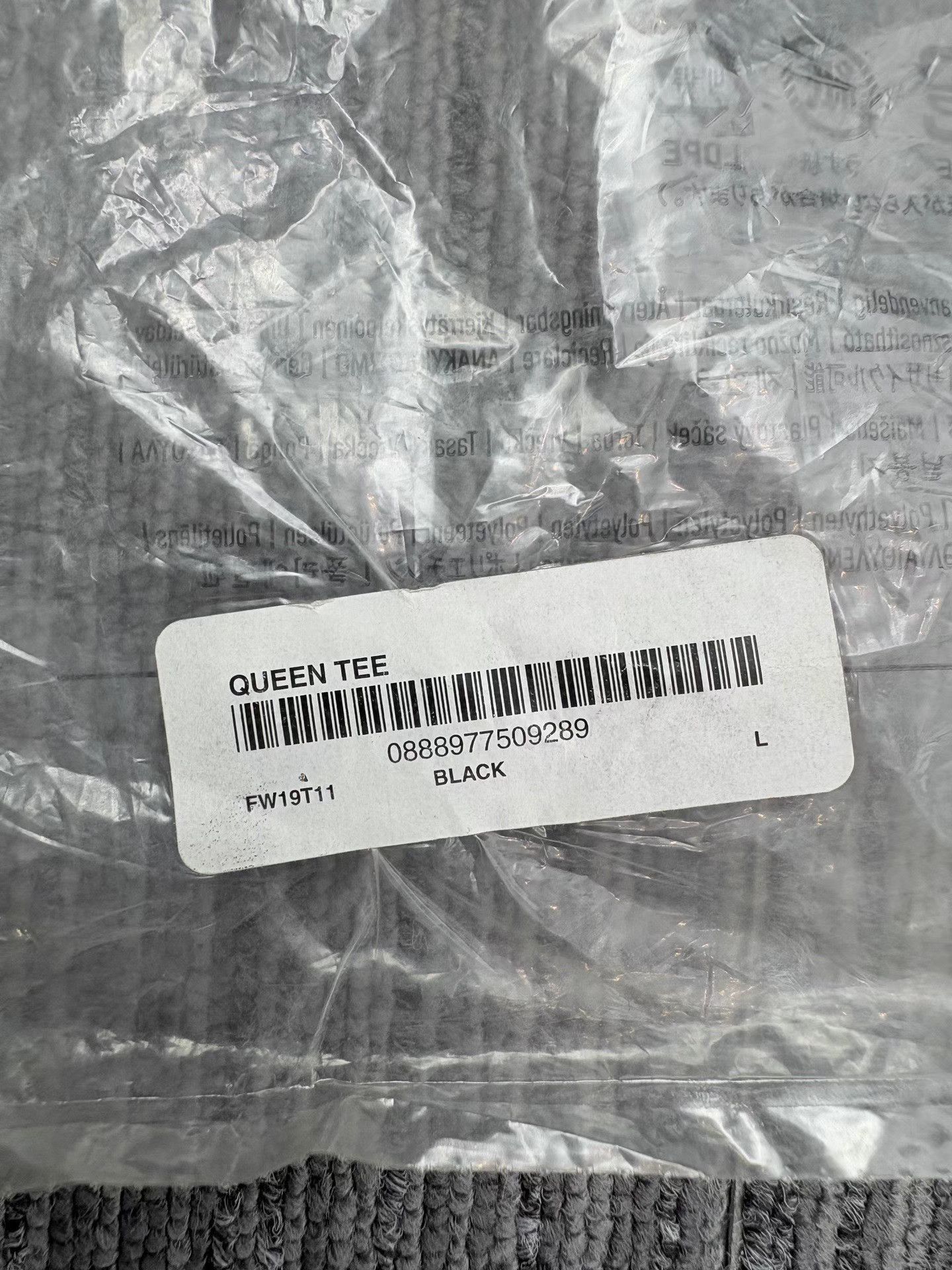 Supreme SUPREME Queen Card Print Short Sleeve Tee Size US L / EU 52-54 / 3 - 5 Thumbnail