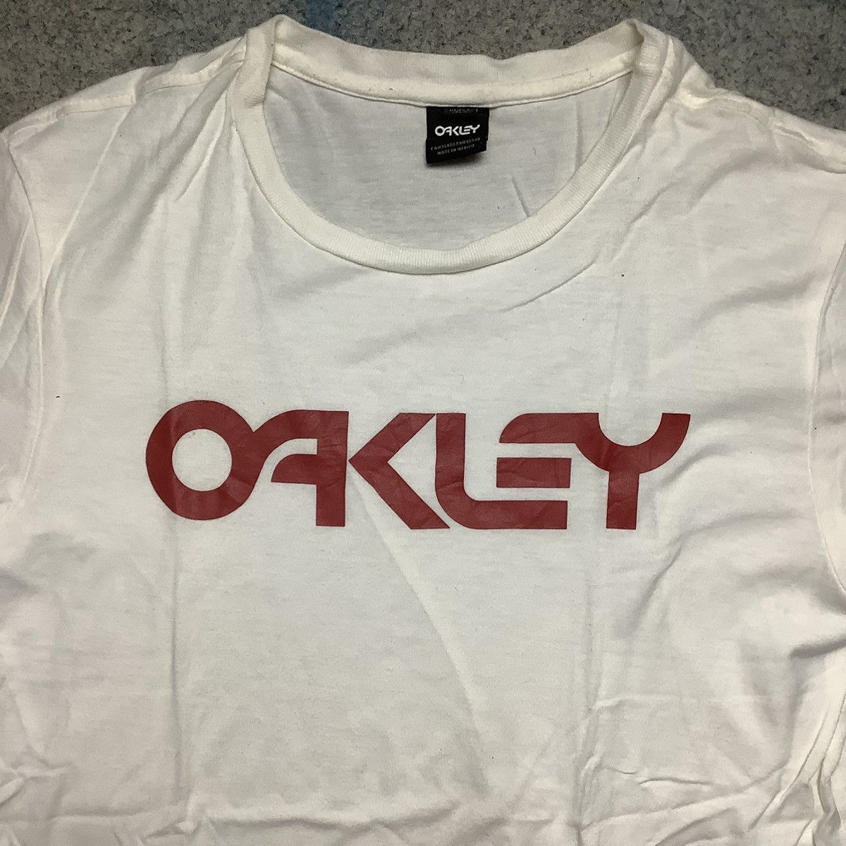 Oakley × Vintage Vintage Oakley Logo T-Shirt Size US S / EU 44-46 / 1 - 2 Thumbnail