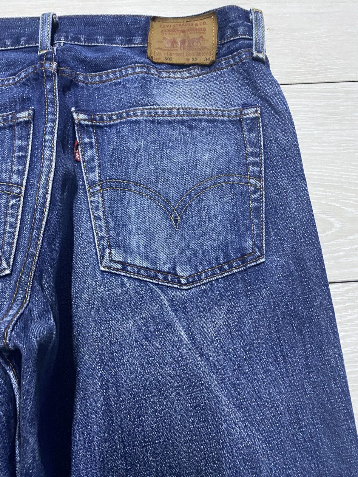 Levi's Vintage Levis 502 Faded Wash Distressed Loose Jeans Size US 31 - 8 Thumbnail