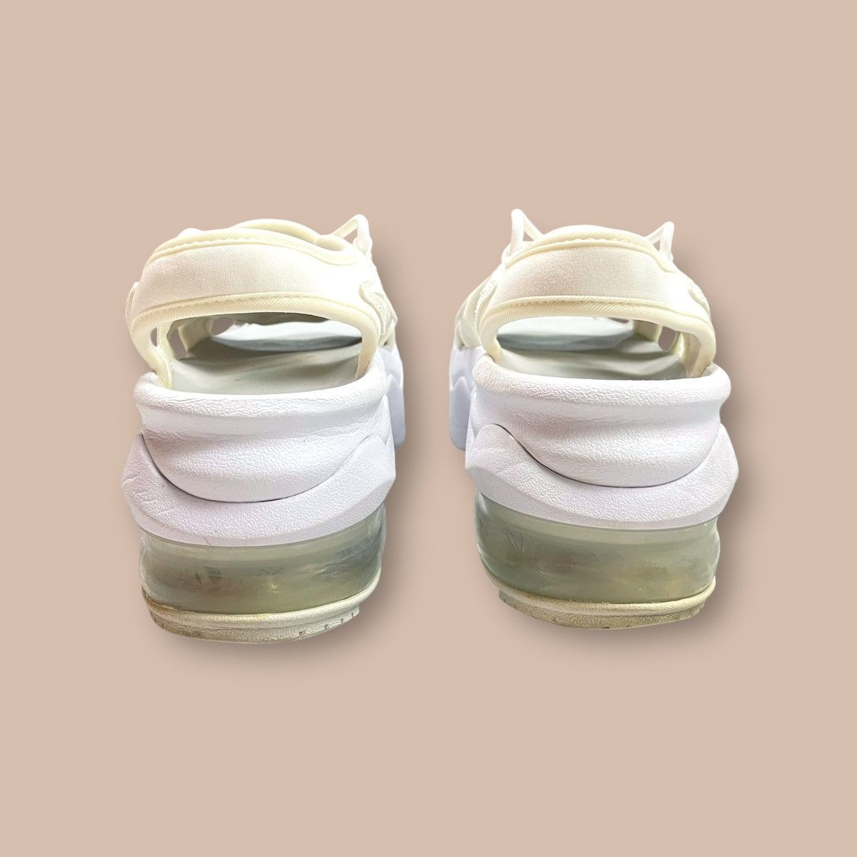 Nike Nike Air Max Koko Sandal Triple White Size US 5 / EU 37 - 4 Thumbnail