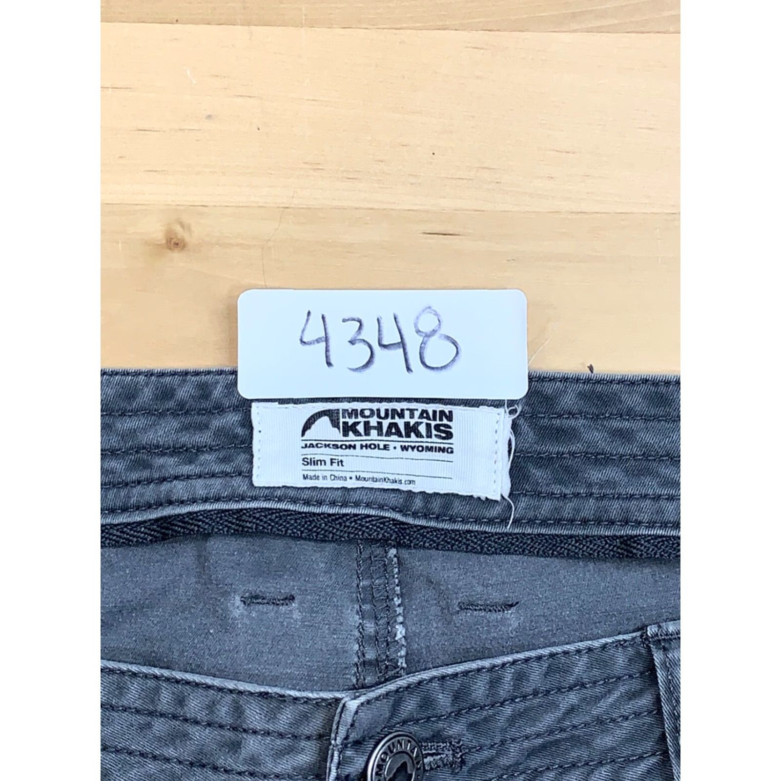 Mountain Khakis Mountain Khakis Womens Slim Fit Joggers Gray 34x26 Pants Regular Inseam 26 Jogger Womens Gray Slimming Mountain Khakis 90s? Size 24" / US 00 / IT 34 - 5 Thumbnail