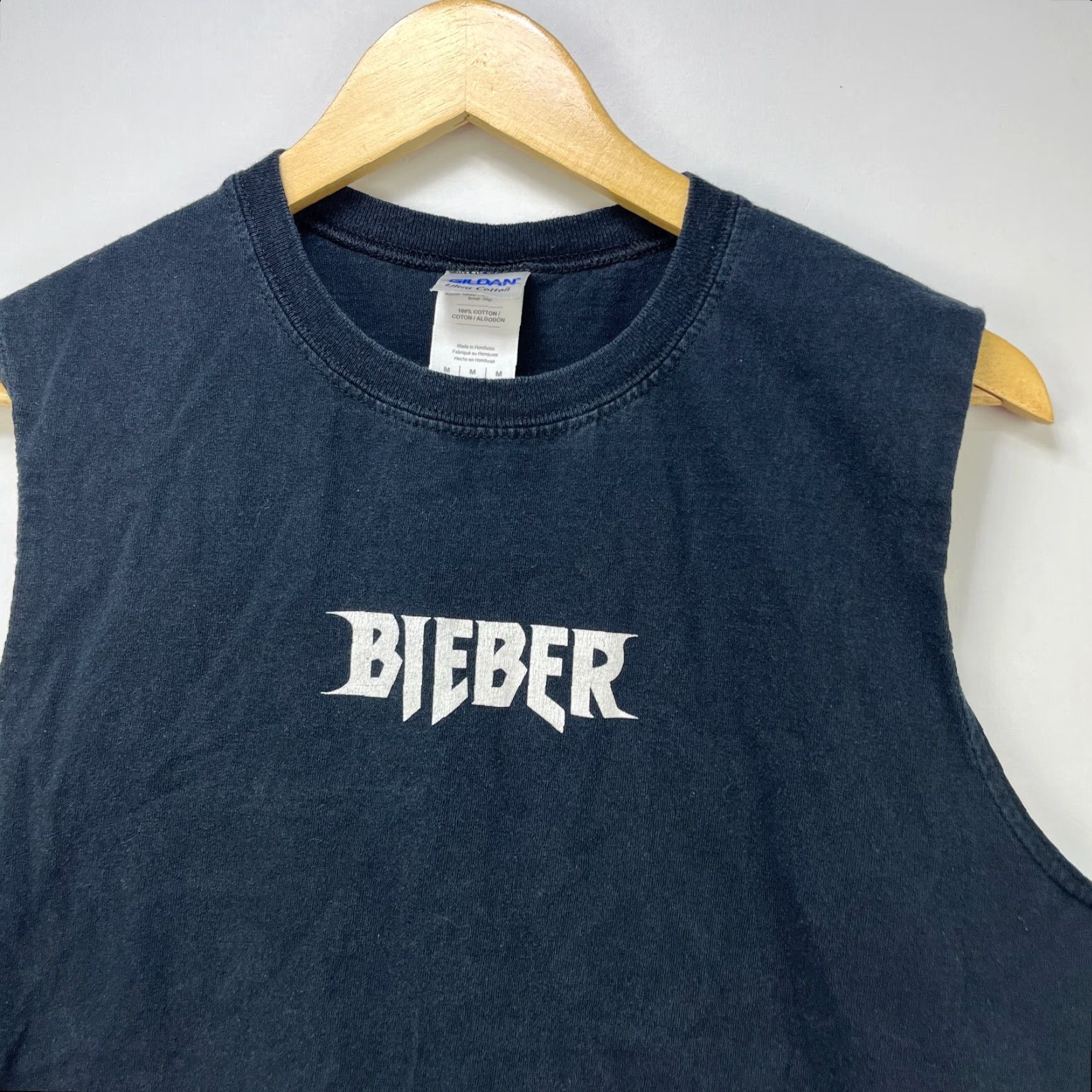 Gildan Justin Bieber Sorry Tour Tank Top Shirt M Sleeveless Black T-Shirt Mens Size US M / EU 48-50 / 2 - 5 Thumbnail