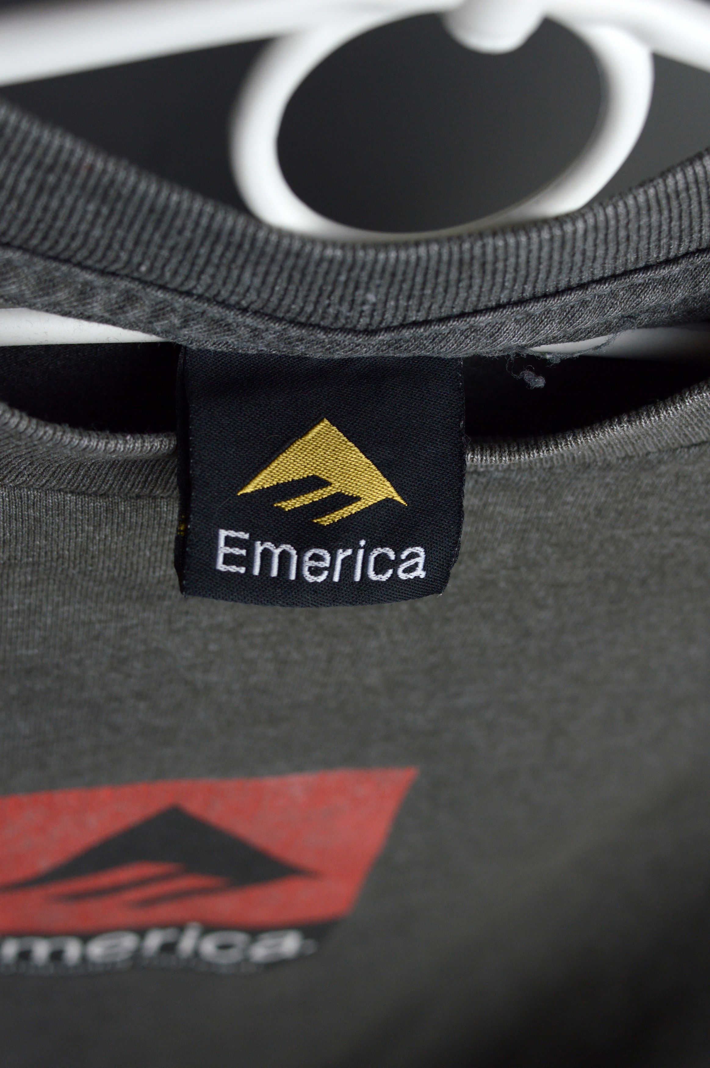 Vintage Vintage Emerica Skateboard Footwear 90s t shirt Size US M / EU 48-50 / 2 - 2 Thumbnail