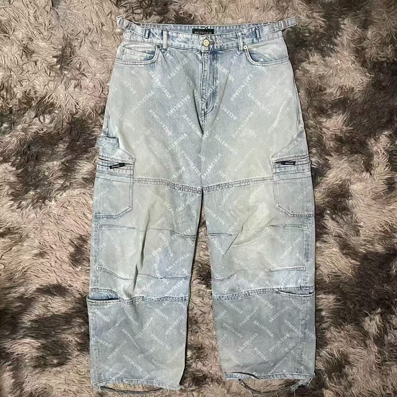 Balenciaga Balenciaga Cargo Pants with Logo Design Size US 32 / EU 48 - 1 Thumbnail