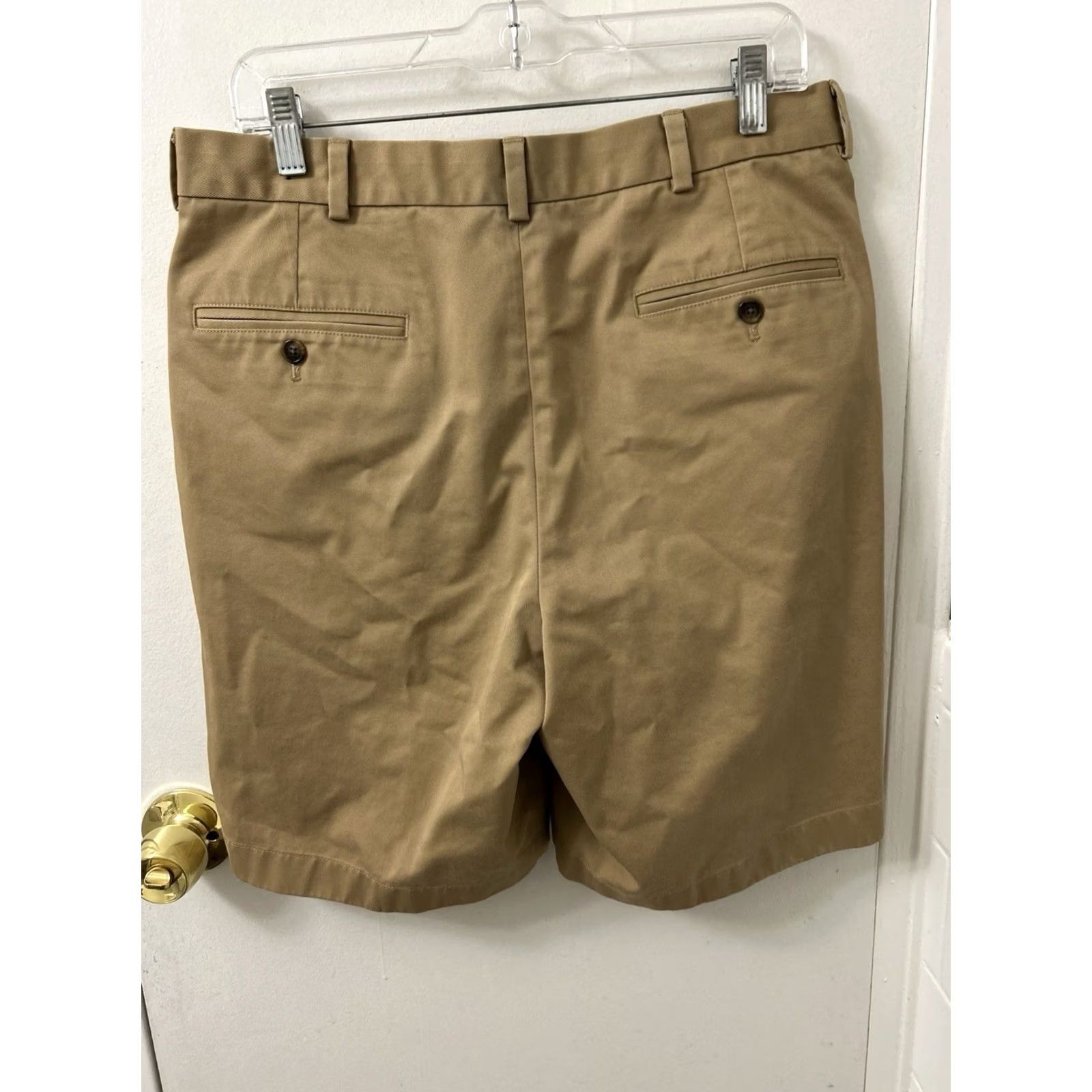 Brooks Brothers Brooks Brothers Chino Shorts Mens Size 33 Tan Beig e Cotton Twill Flat Front Zip Button Pockets Classic Summer - Mens Size US 33 - 6 Thumbnail