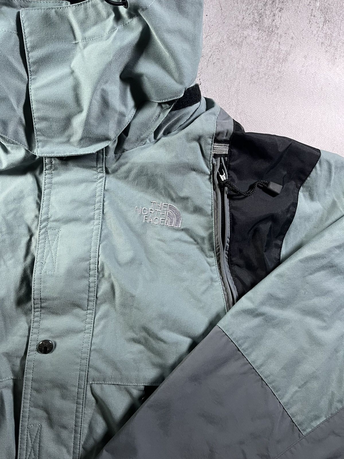The North Face Vintage The North Face windbraker jacket Size US L / EU 52-54 / 3 - 2 Thumbnail