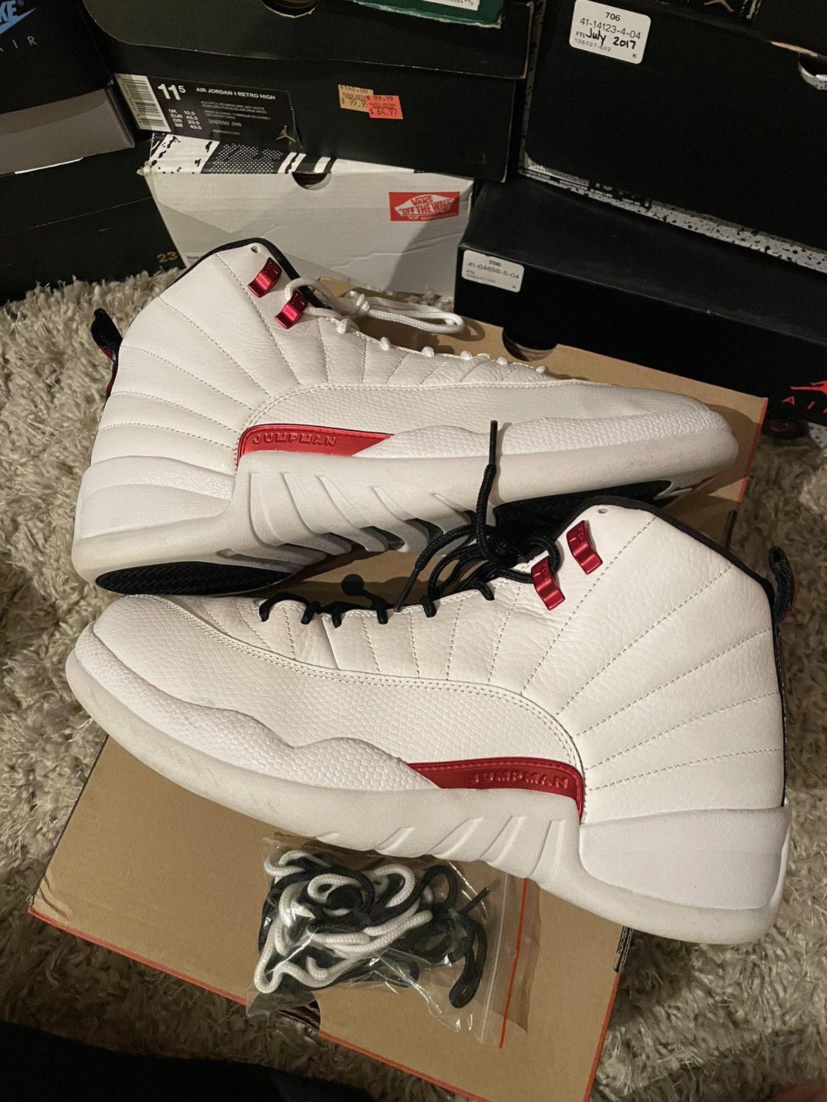Jordan Brand Jordan 12 Twist Size US 12 / EU 45 - 2 Thumbnail