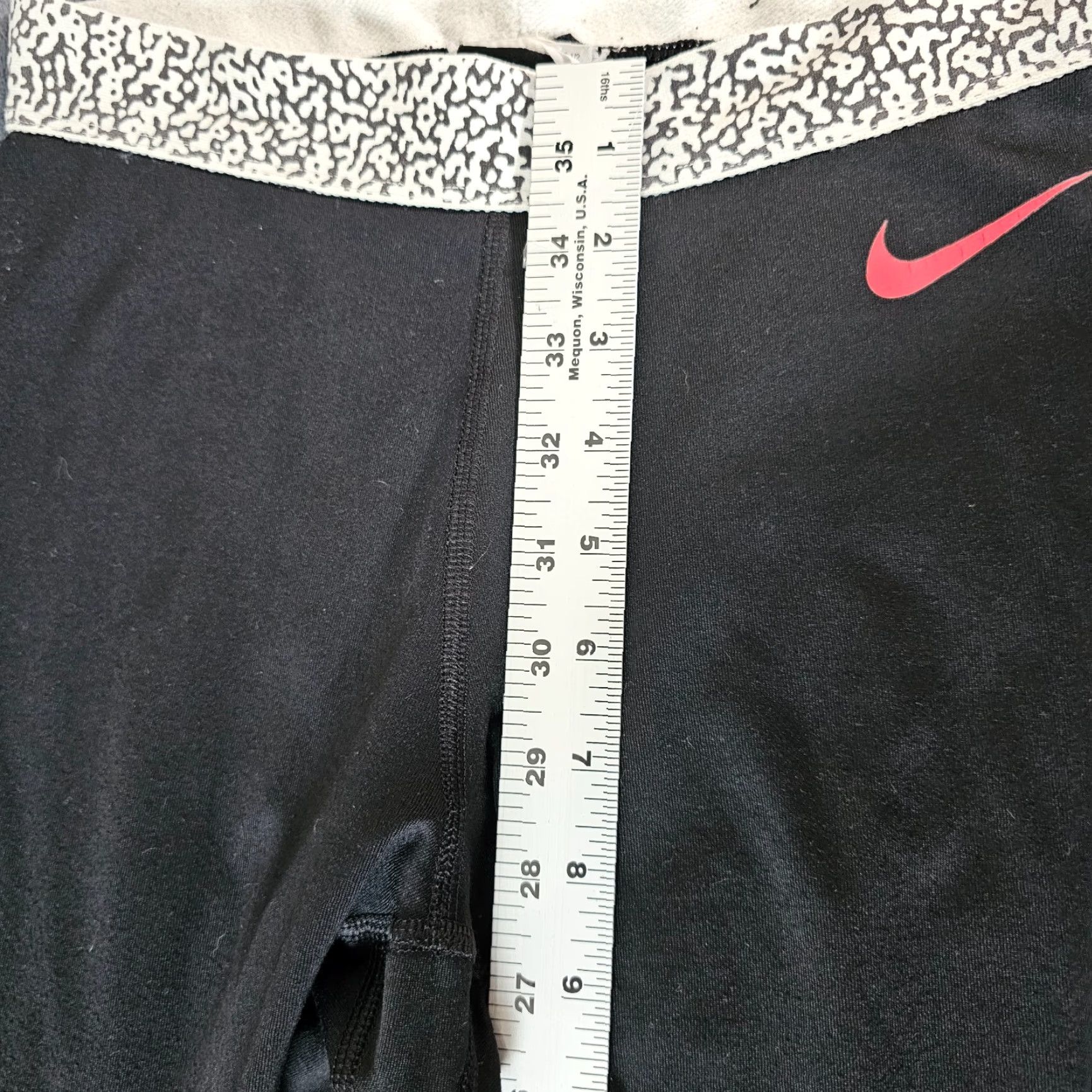Nike Nike Pro Ankle Leggings XS Black Leopard w/ Pink Letters Training Waist Athletic Size 26" / US 2 / IT 38 - 6 Thumbnail