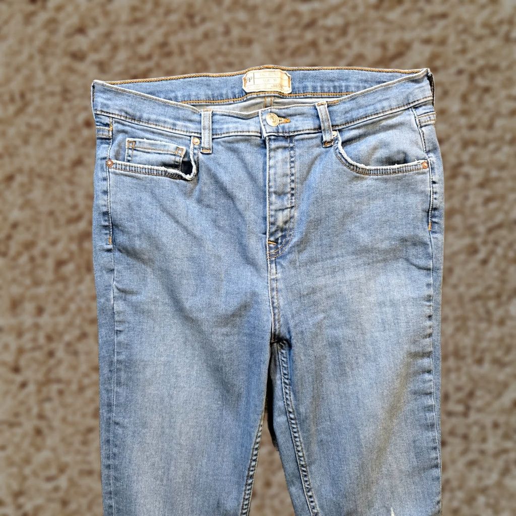 Free People Free People Jeans Womens 31 Blue Lightwash Distressed Skinny Stretch Casual Regular Denim Women Jeans Bohemian Style Size 24" / US 00 / IT 34 - 1 Thumbnail