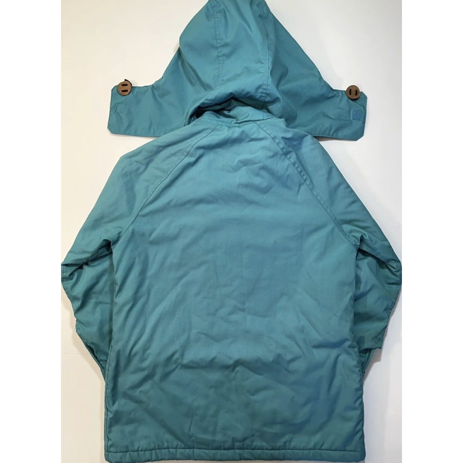 VINTAGE Woolrich Coat Parka Jacket Long Sleeve Women’s M Medium Blue Lined Hooded Water Resistant Full Zip Pockets Zipper USA Theme Casual