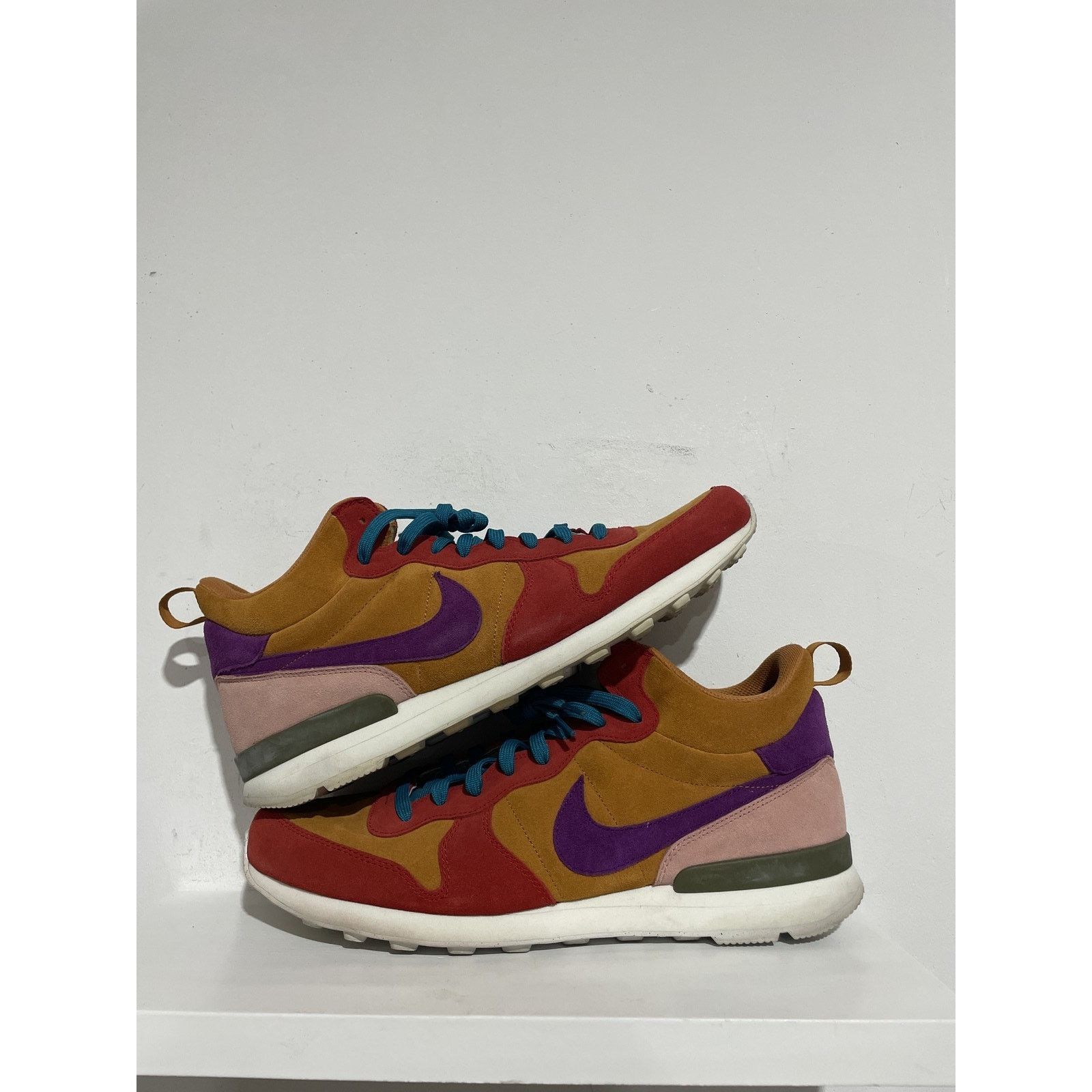 Nike INTERNATIONALIST MID NIKEID WHEAT PURPLE RED SIZE 14 Size US 14 / EU 47 - 1 Thumbnail