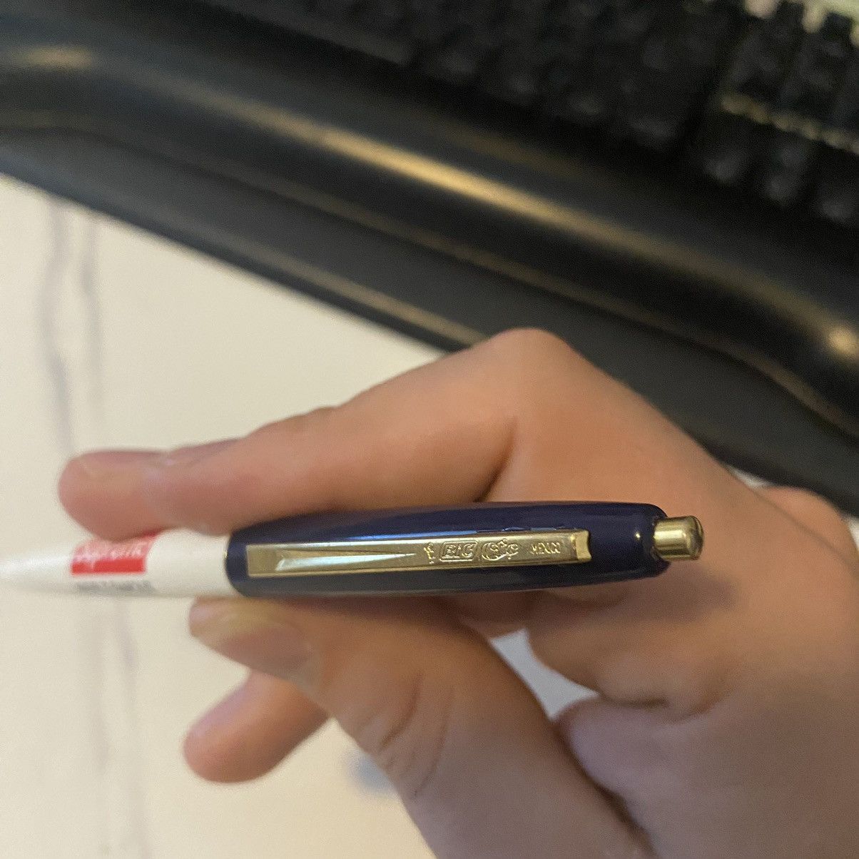 Supreme RARE OG World Famous Supreme Pen Size ONE SIZE - 2 Thumbnail