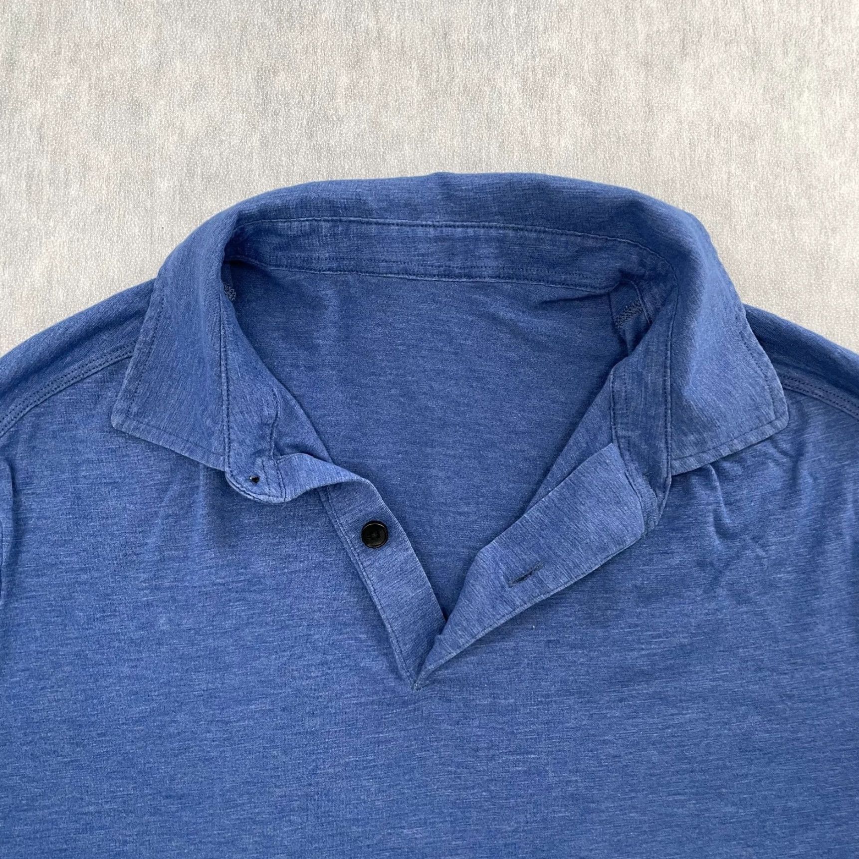 Lululemon Lululemon Tech Polo Shirt Adult Small Blue Short Sleeve Active Mens Athleisure Size US S / EU 44-46 / 1 - 3 Thumbnail