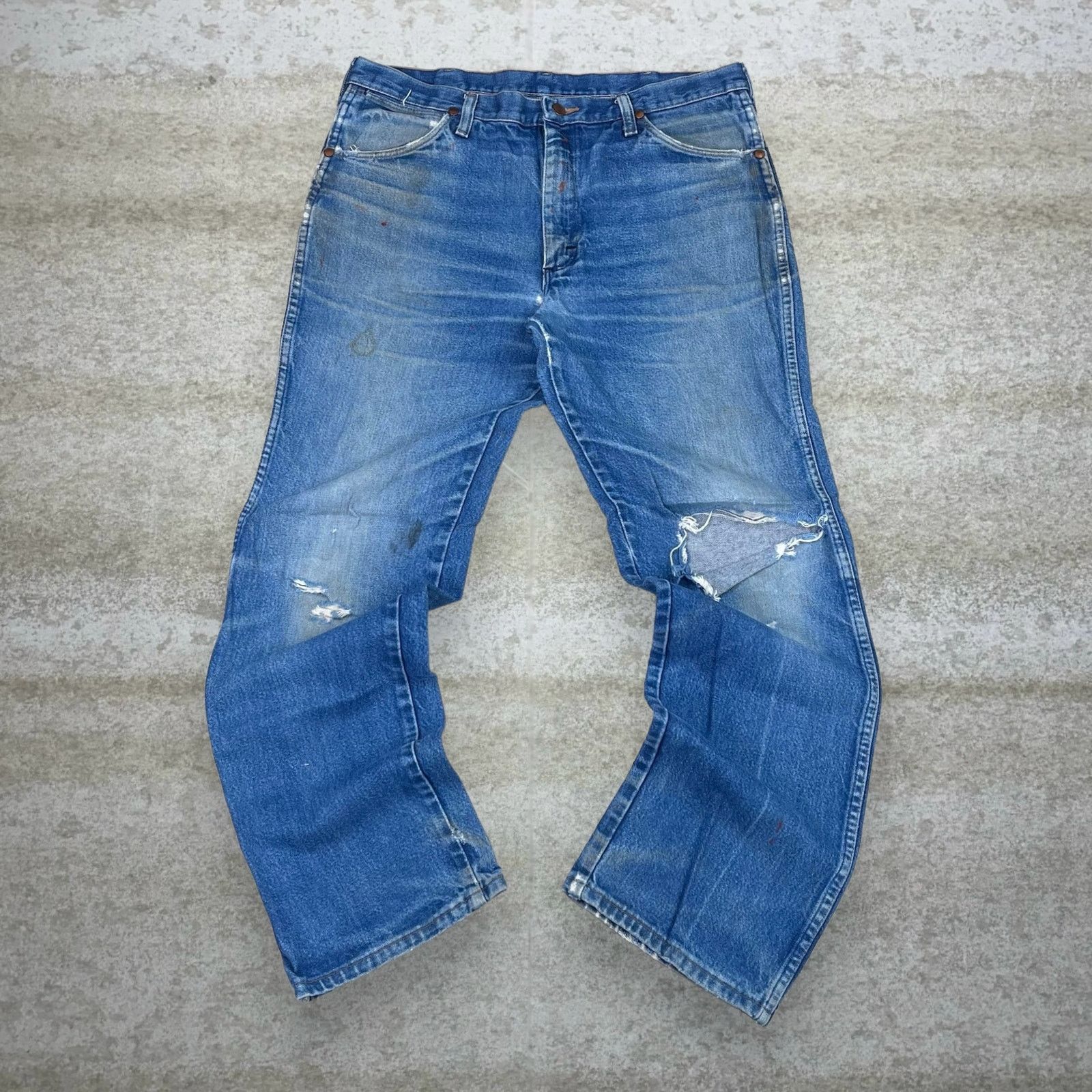 Wrangler Vintage 90s Wrangler Jeans 36x30 Straight Fit Medium Wash Size US 36 / EU 52 - 2 Thumbnail