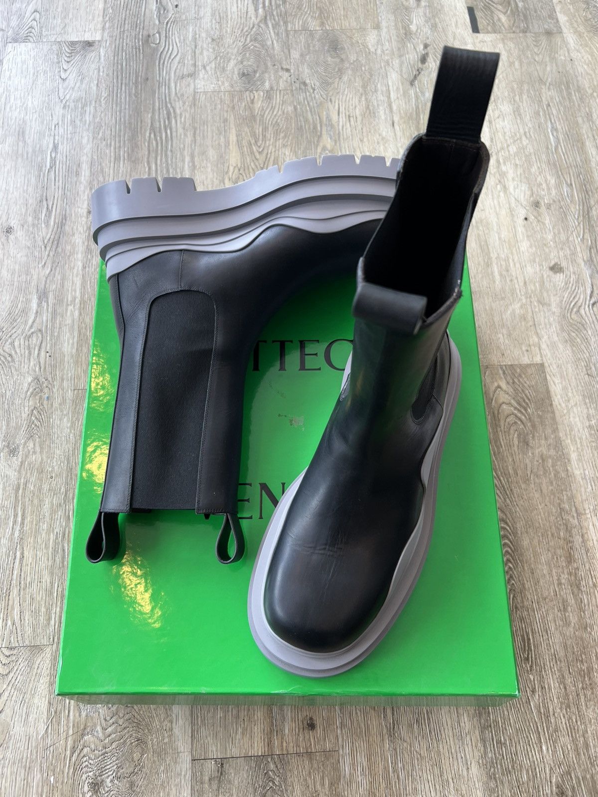 Bottega Veneta BOTTEGA VENETA LUG BOOT Size US 12 / EU 45 - 2 Thumbnail