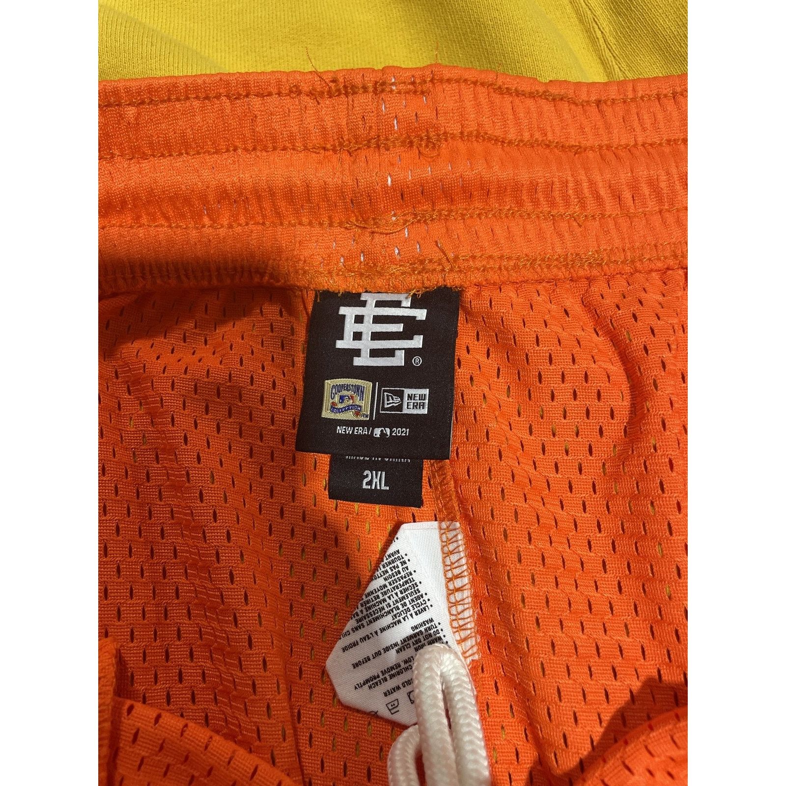 Eric Emanuel Eric Emmanuel Astros Size 2XL Preowned Size US 36 / EU 52 - 2 Thumbnail