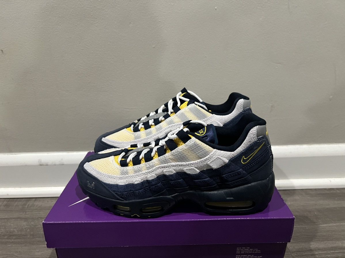 Nike Size 8 Nike SB Air Max 95 Eric Koston Yellow Obsidian Navy Size US 8 / EU 41 - 1 Thumbnail