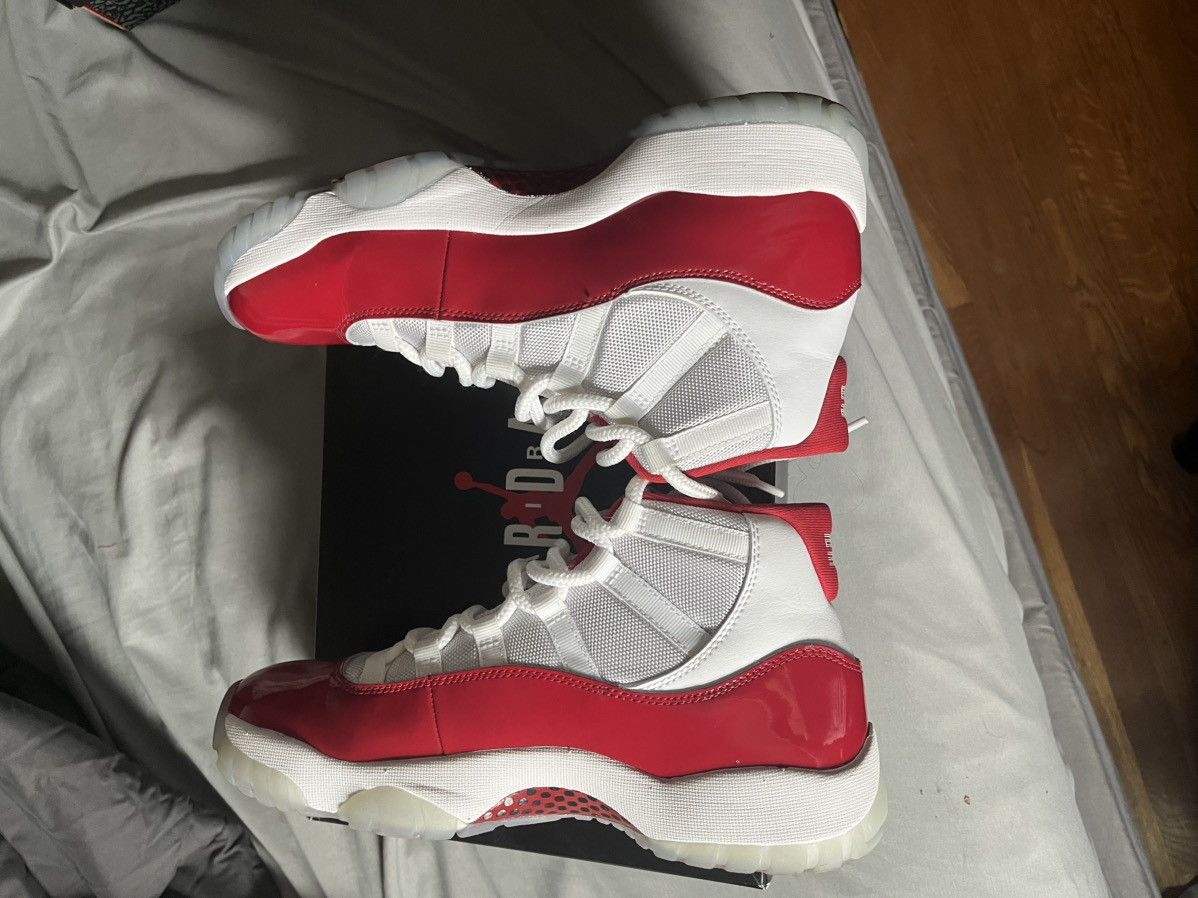 Jordan Brand Jordan 11 cherry Size US 9 / EU 42 - 11 Thumbnail
