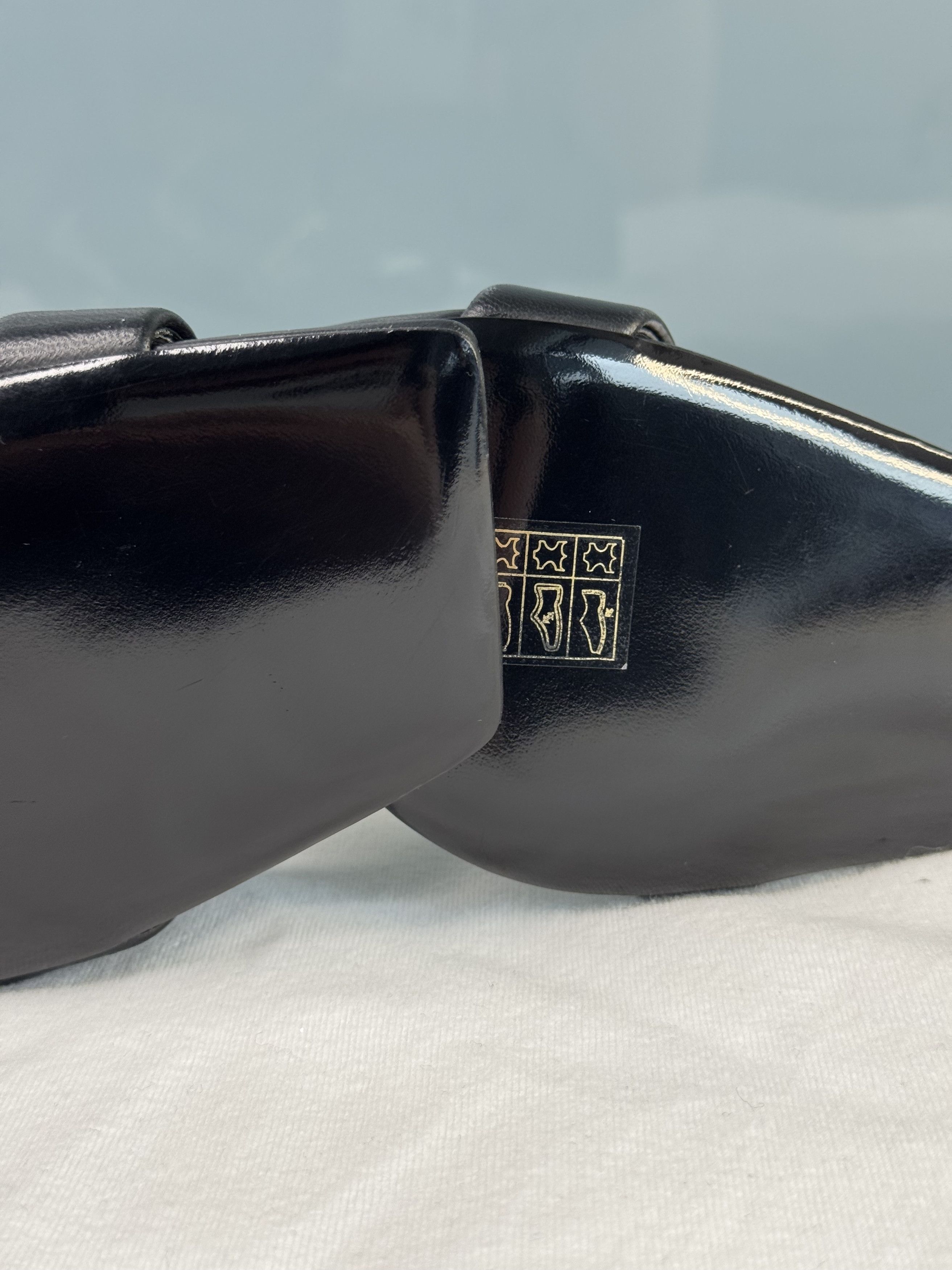 Versace Medusa Safety Pin Heels Size US 8 / IT 38 - 10 Thumbnail