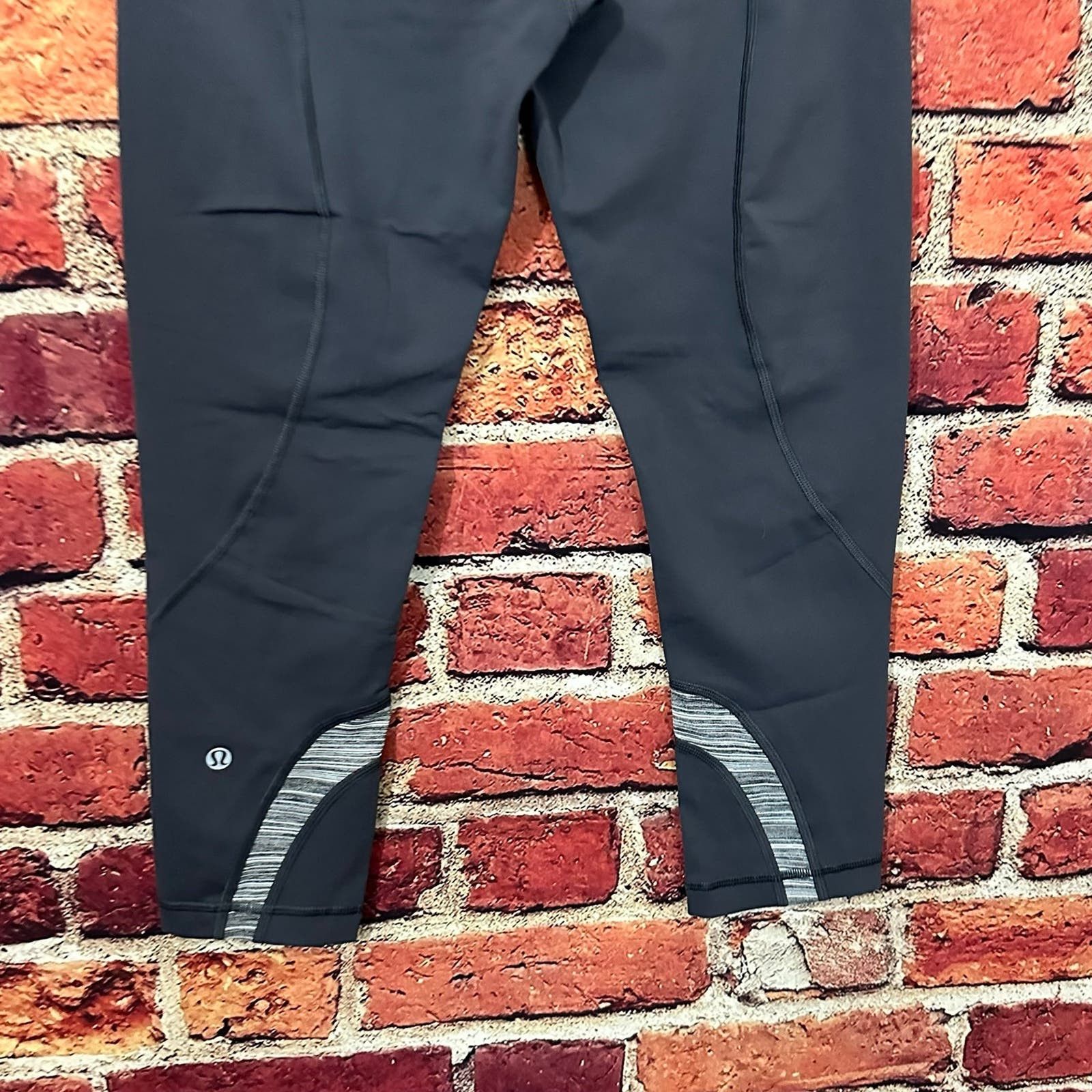 Lululemon lululemon leggings size 6 Size 28" / US 6 / IT 42 - 6 Thumbnail