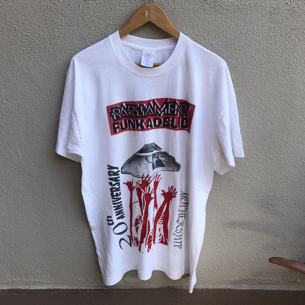 Rap Tees Vintage rare 90s PARLIAMENT funkadelic band rap tee soul rnb Size US XL / EU 56 / 4 - 1 Thumbnail