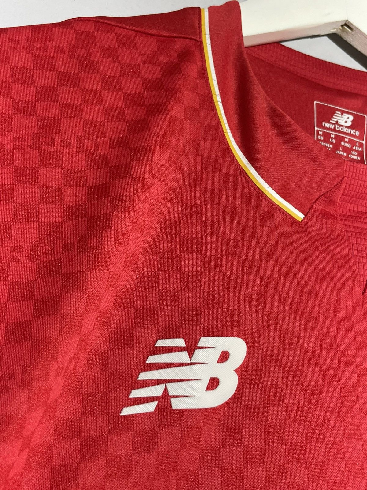 New Balance Liverpool FC 2015/16 Home New Balance Home Football Shirt Size US M / EU 48-50 / 2 - 4 Thumbnail