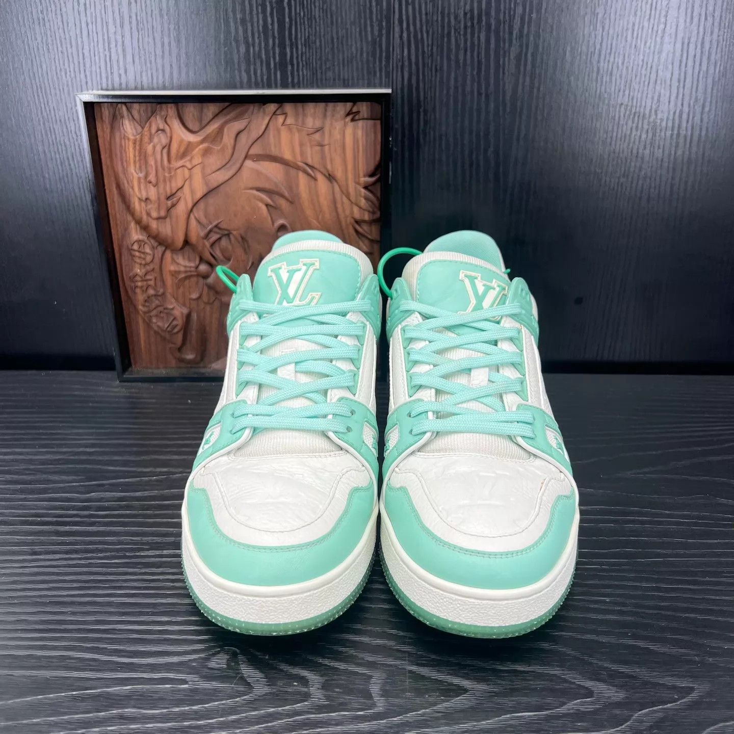 Louis Vuitton LV Trainer Tiffany UK7.5/41.5 Like New Worn 2x Size US 8.5 / EU 41-42 - 3 Thumbnail