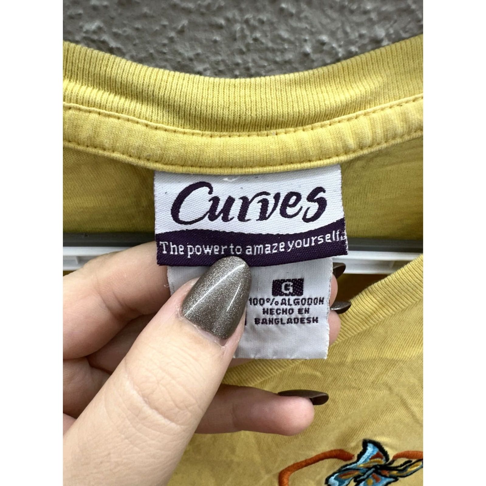 Logo 7 Curves Womens Shirt Large Yellow Short Sleeve V-Neck Embroidered Logo Size L / US 10 / IT 46 - 5 Thumbnail