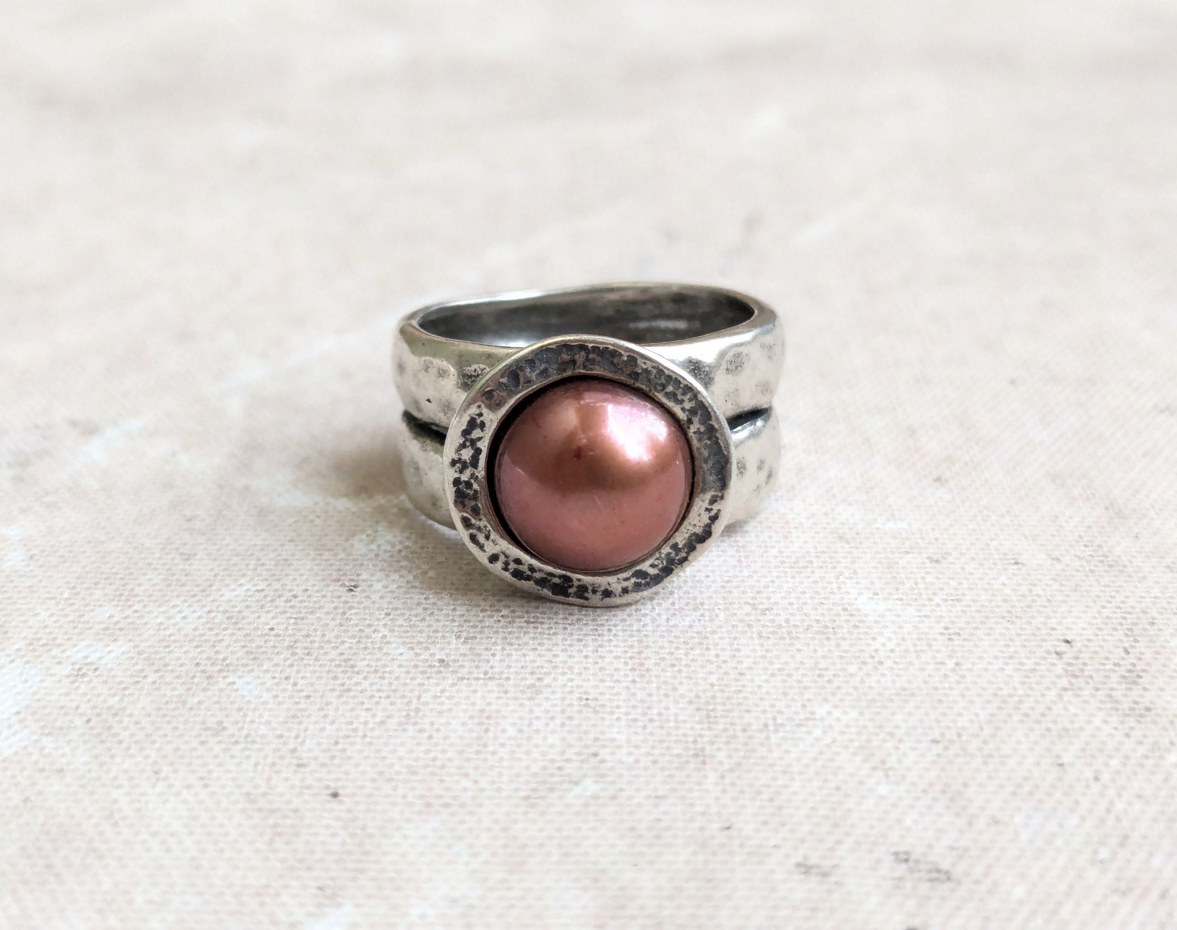 Sterling Silver Didae Sterling Silver Ring Pink Pearl 8.25 Hammered Size ONE SIZE - 2 Thumbnail